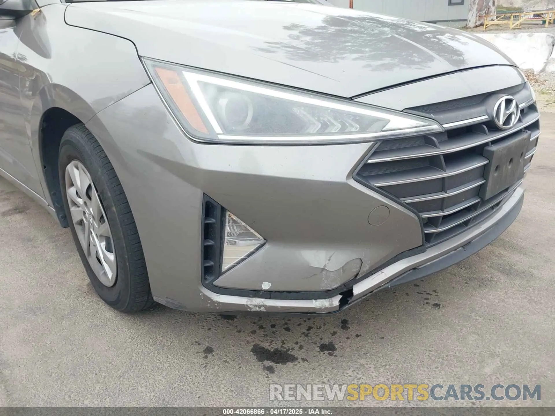 6 Photograph of a damaged car KMHD74LF7LU901783 HYUNDAI ELANTRA 2020