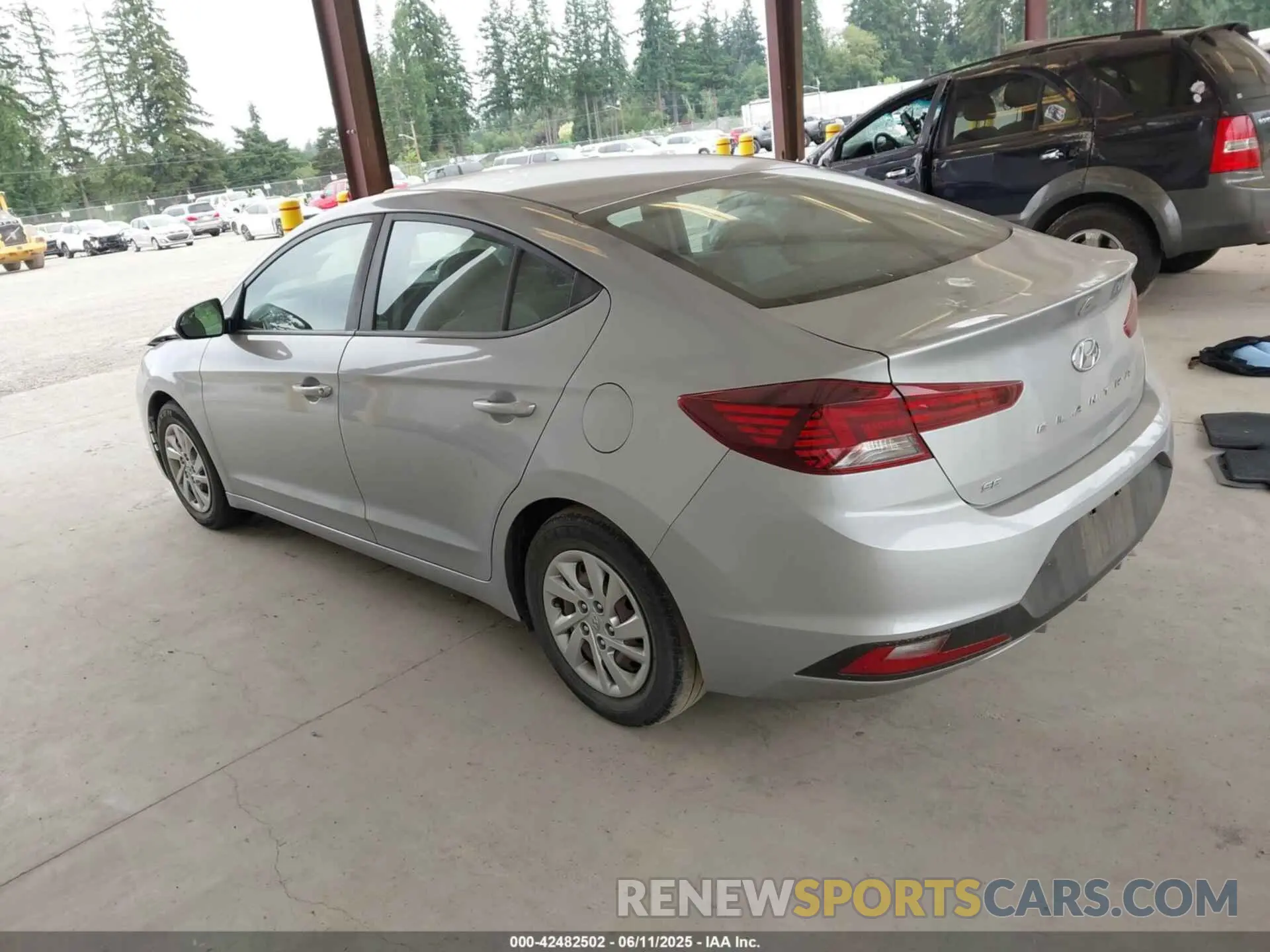 3 Photograph of a damaged car KMHD74LF7LU988357 HYUNDAI ELANTRA 2020