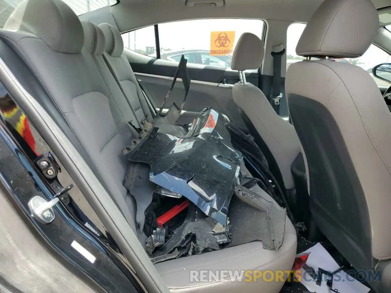 10 Photograph of a damaged car KMHD74LF7LU994157 HYUNDAI ELANTRA 2020
