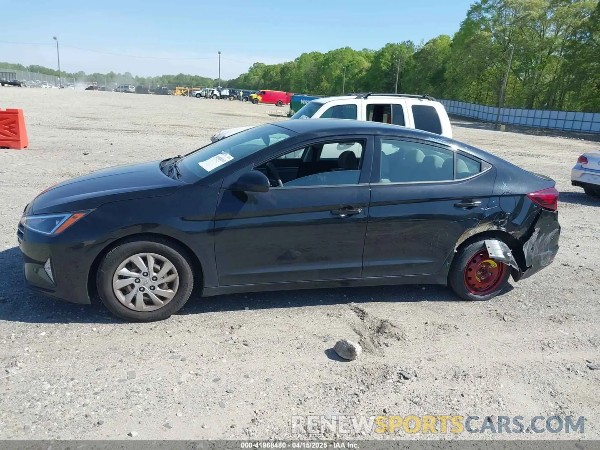 14 Photograph of a damaged car KMHD74LF7LU994272 HYUNDAI ELANTRA 2020