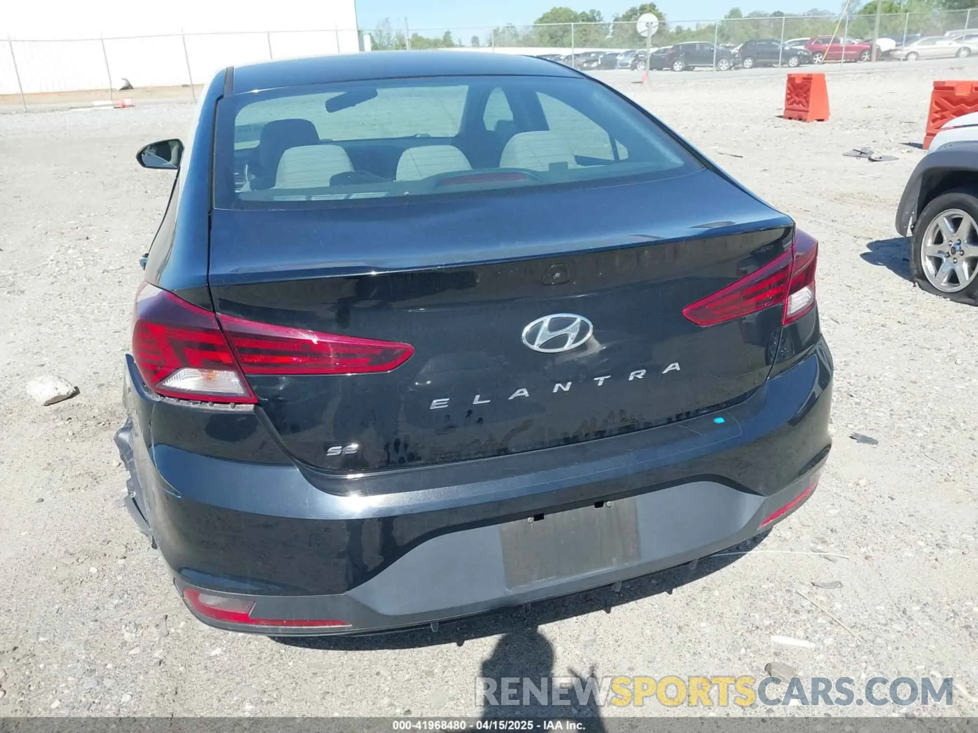 16 Photograph of a damaged car KMHD74LF7LU994272 HYUNDAI ELANTRA 2020