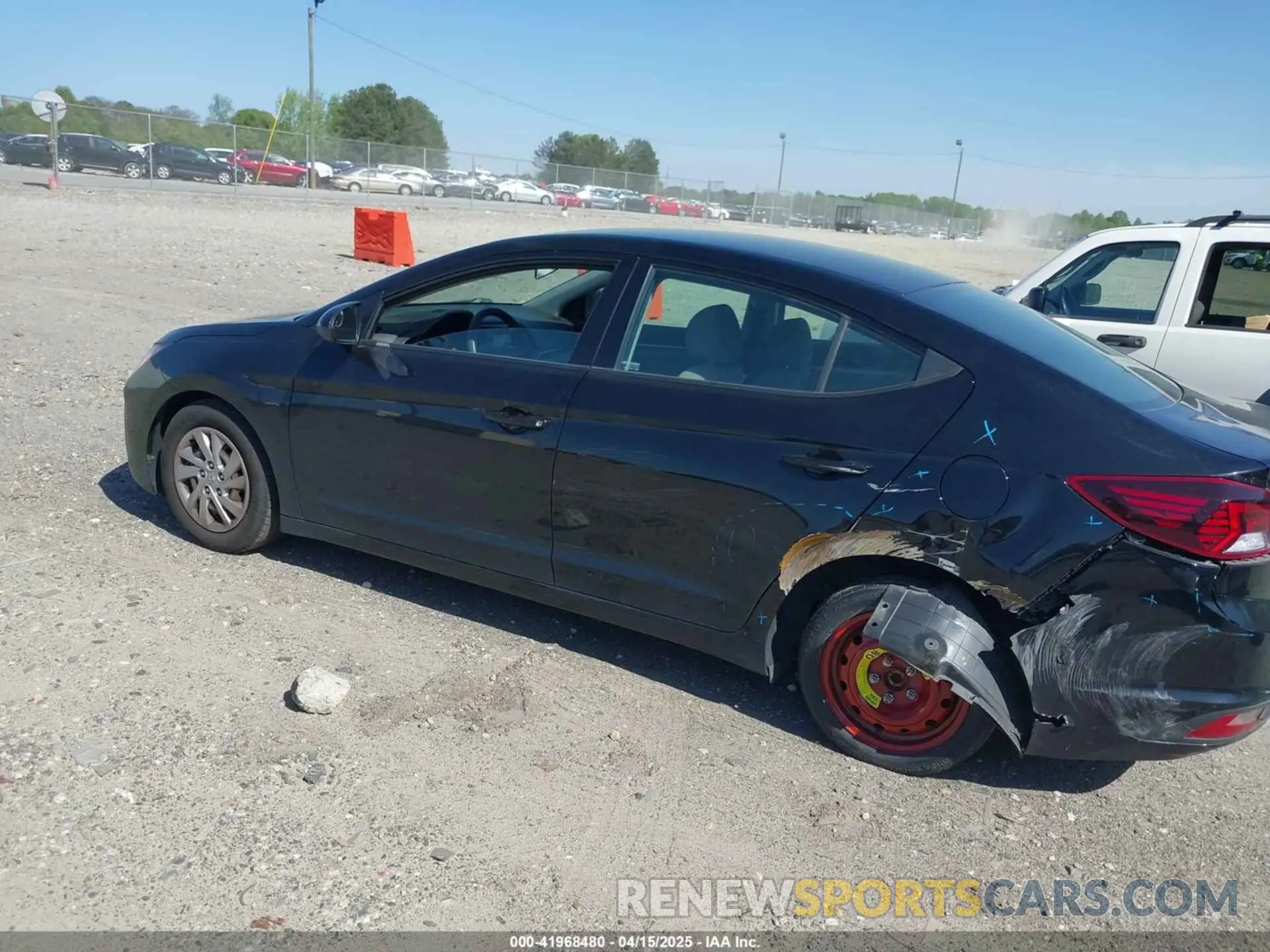 3 Photograph of a damaged car KMHD74LF7LU994272 HYUNDAI ELANTRA 2020