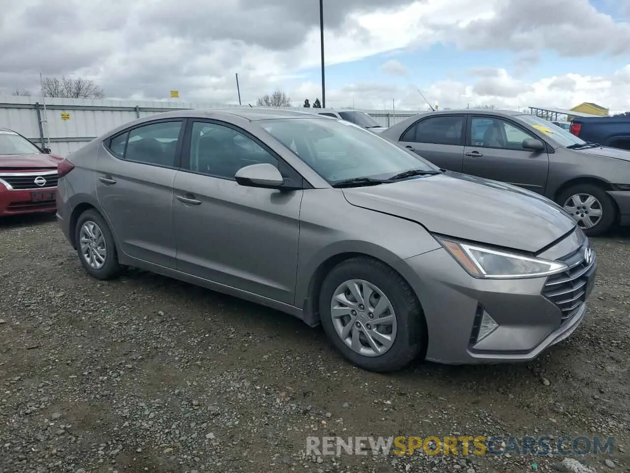 4 Photograph of a damaged car KMHD74LF8LU899560 HYUNDAI ELANTRA 2020