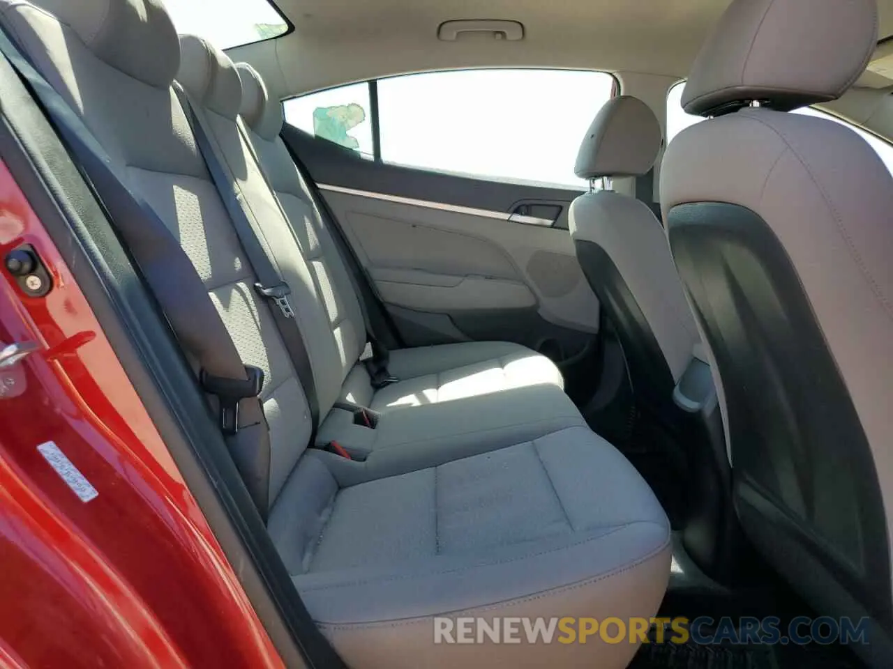 10 Photograph of a damaged car KMHD74LF8LU904515 HYUNDAI ELANTRA 2020