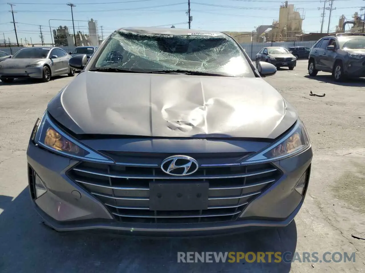5 Photograph of a damaged car KMHD74LF9LU988425 HYUNDAI ELANTRA 2020