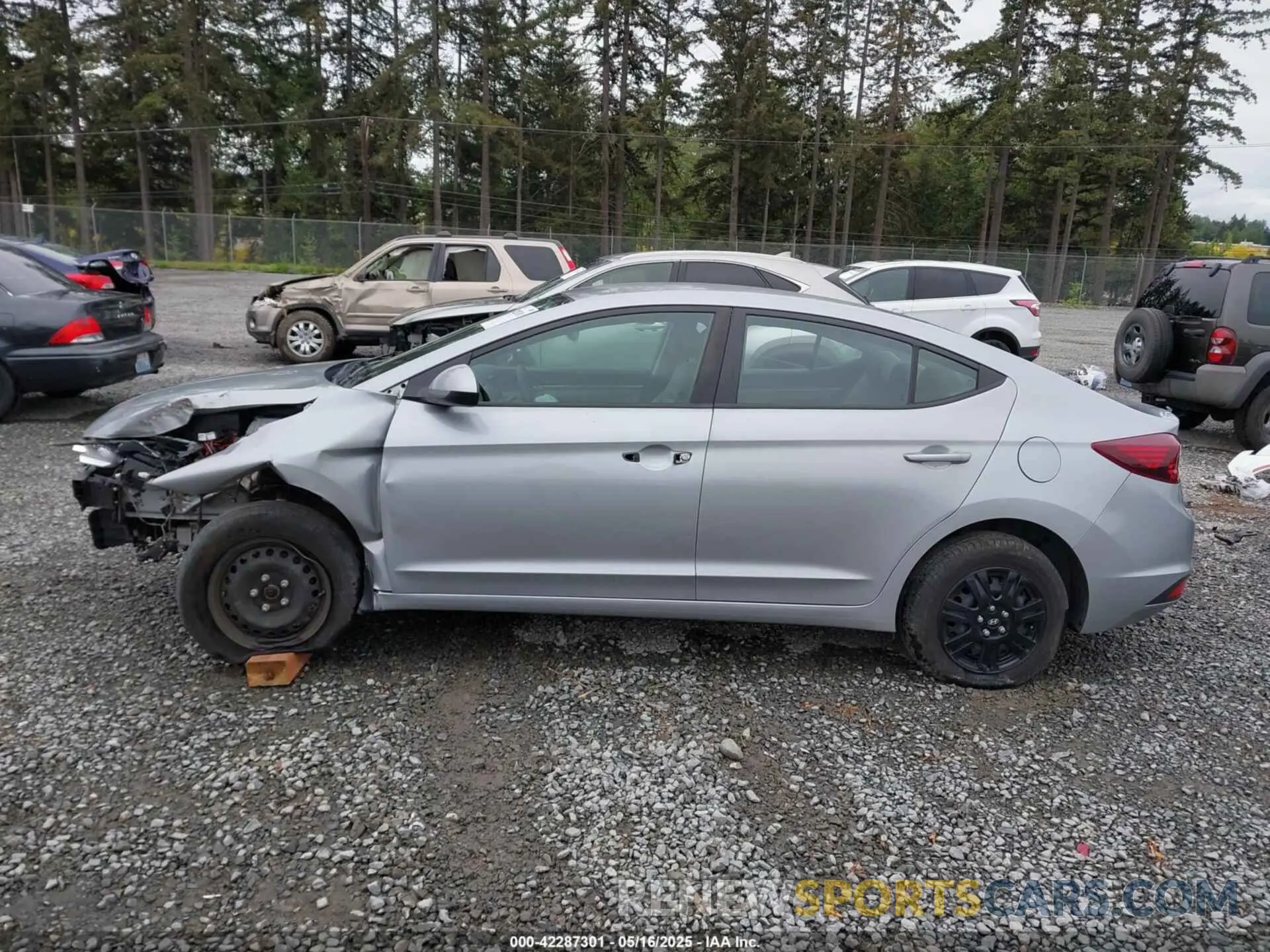 13 Photograph of a damaged car KMHD74LFXLU027803 HYUNDAI ELANTRA 2020