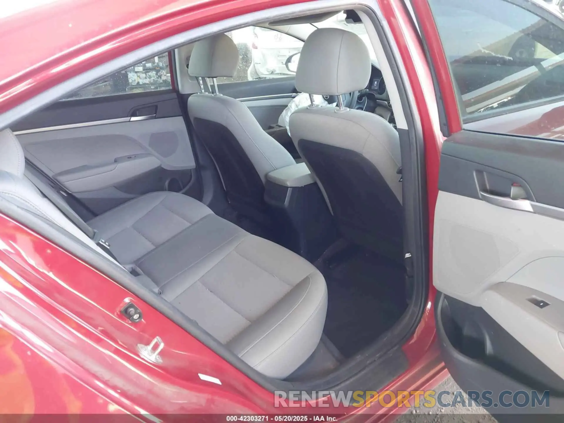 8 Photograph of a damaged car KMHD74LFXLU106260 HYUNDAI ELANTRA 2020
