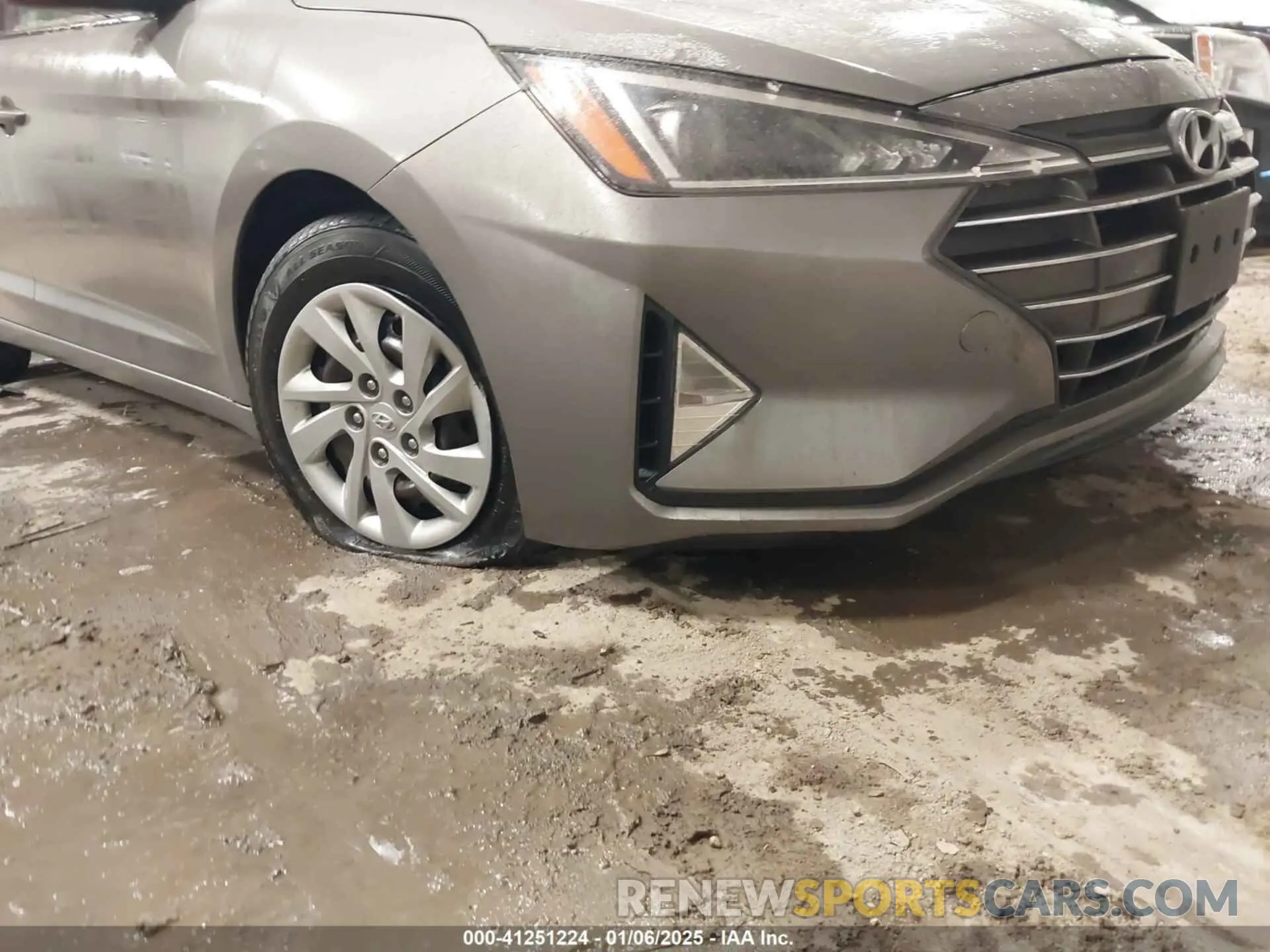 6 Photograph of a damaged car KMHD74LFXLU931103 HYUNDAI ELANTRA 2020