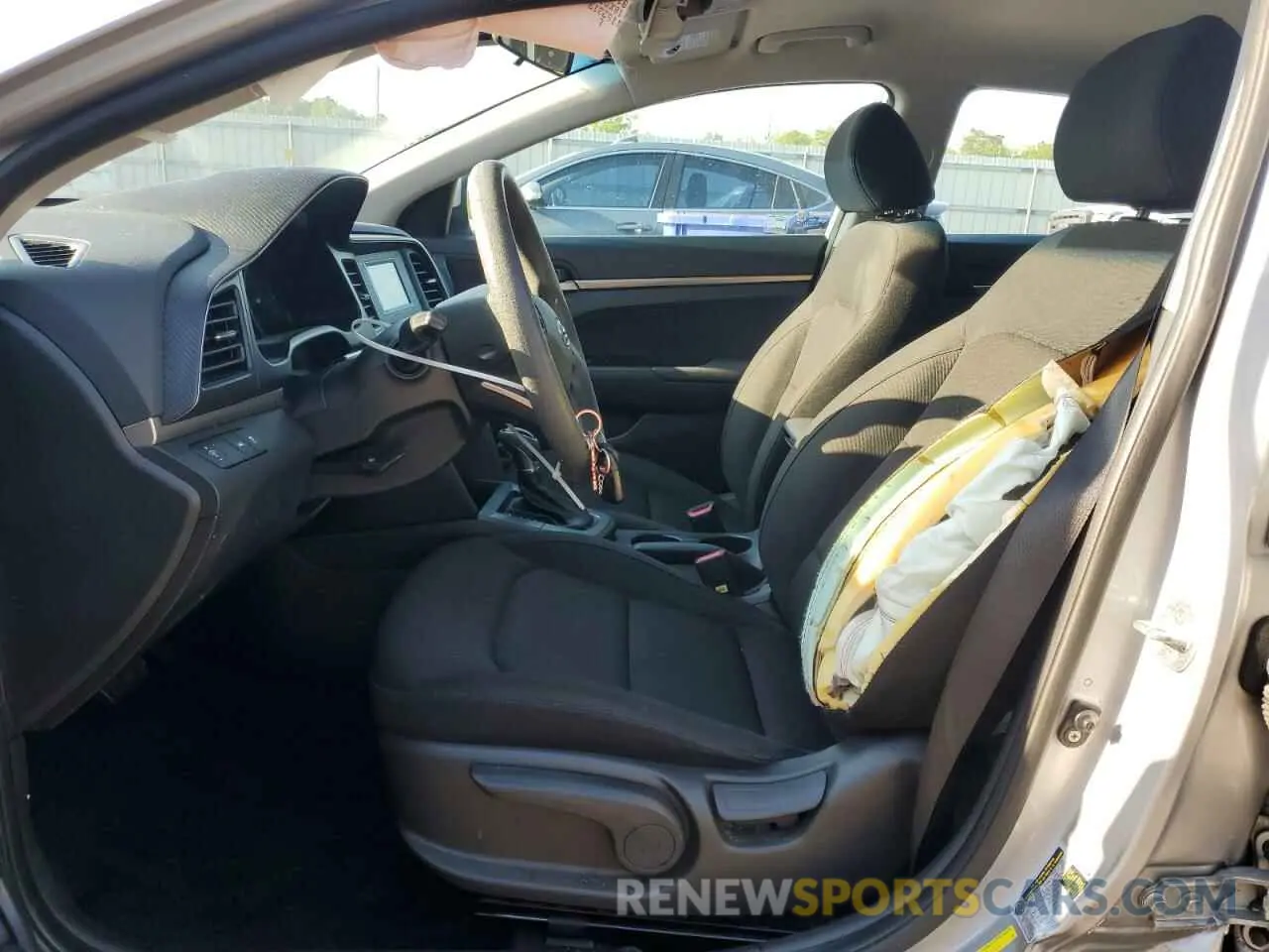 7 Photograph of a damaged car KMHD74LFXLU940318 HYUNDAI ELANTRA 2020