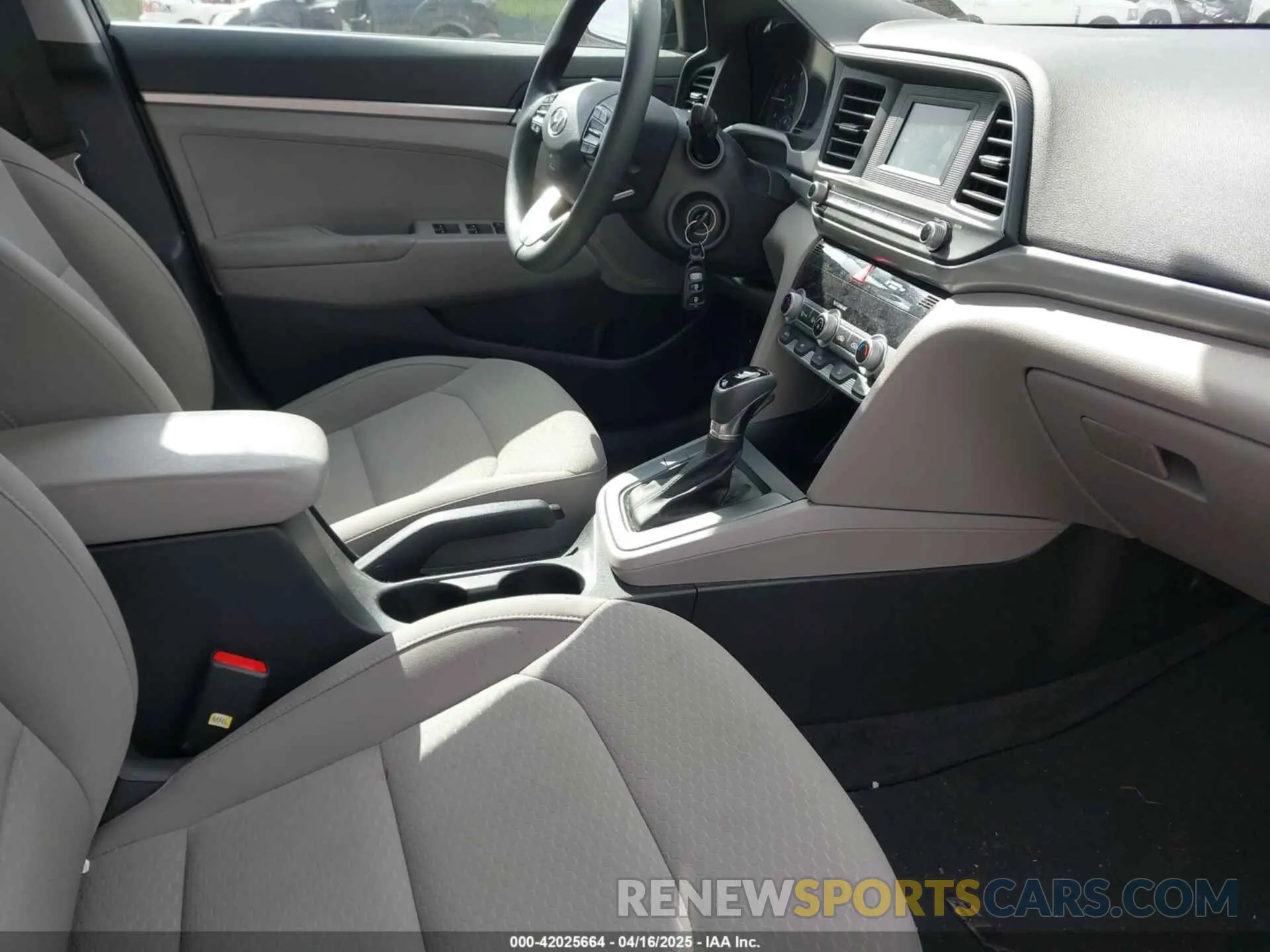 5 Photograph of a damaged car KMHD74LFXLU994444 HYUNDAI ELANTRA 2020