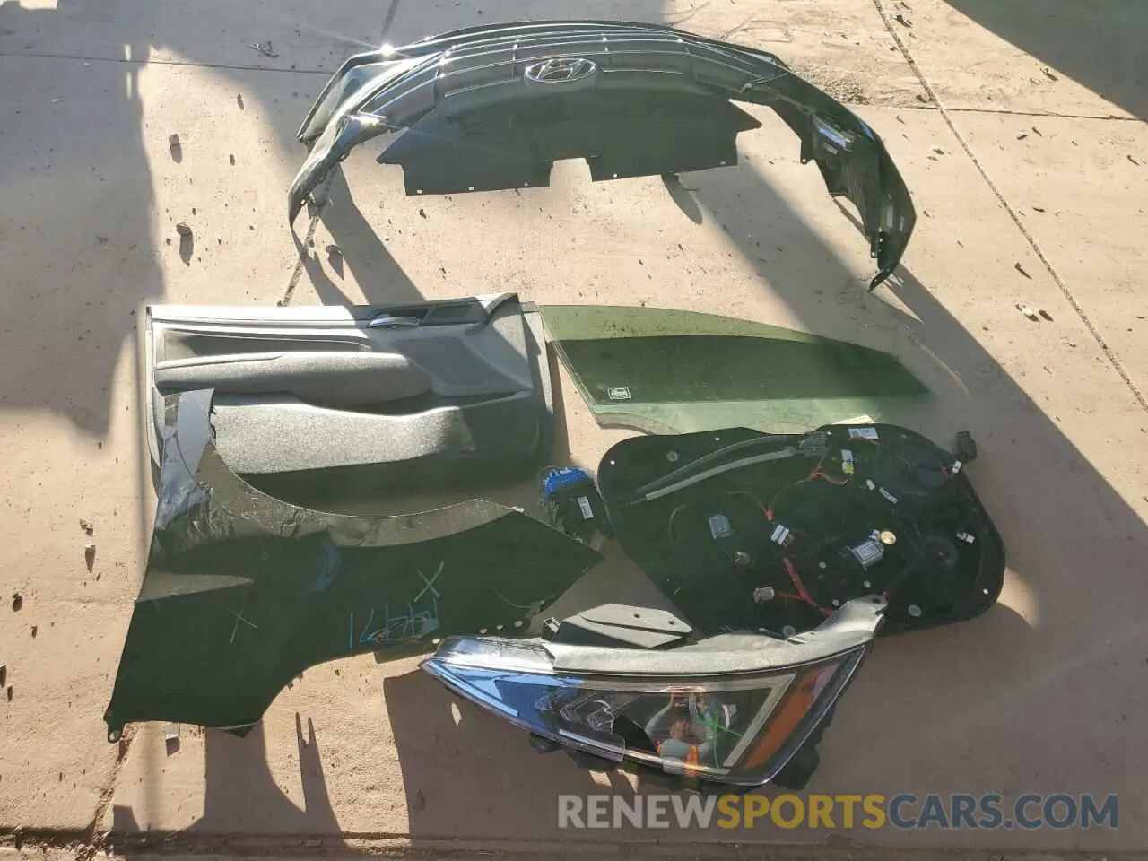 12 Photograph of a damaged car KMHD84LF0LU106121 HYUNDAI ELANTRA 2020