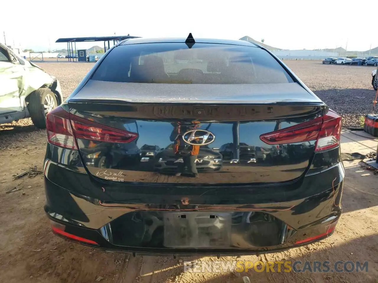 6 Photograph of a damaged car KMHD84LF0LU106121 HYUNDAI ELANTRA 2020