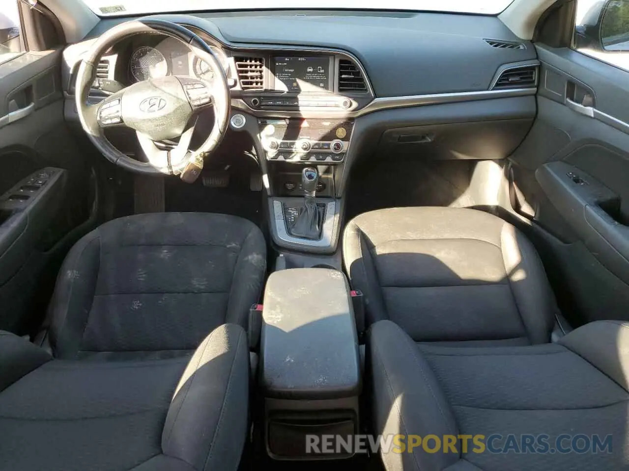 8 Photograph of a damaged car KMHD84LF0LU936405 HYUNDAI ELANTRA 2020
