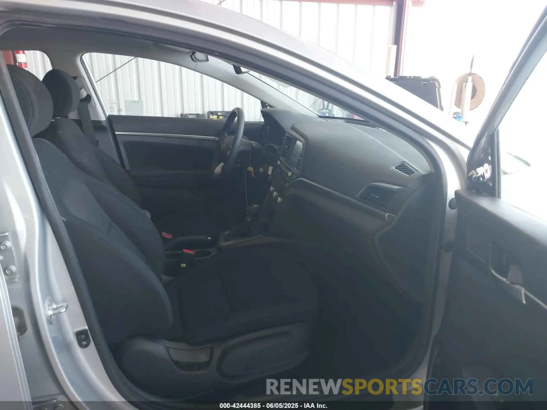 5 Photograph of a damaged car KMHD84LF1LU080709 HYUNDAI ELANTRA 2020