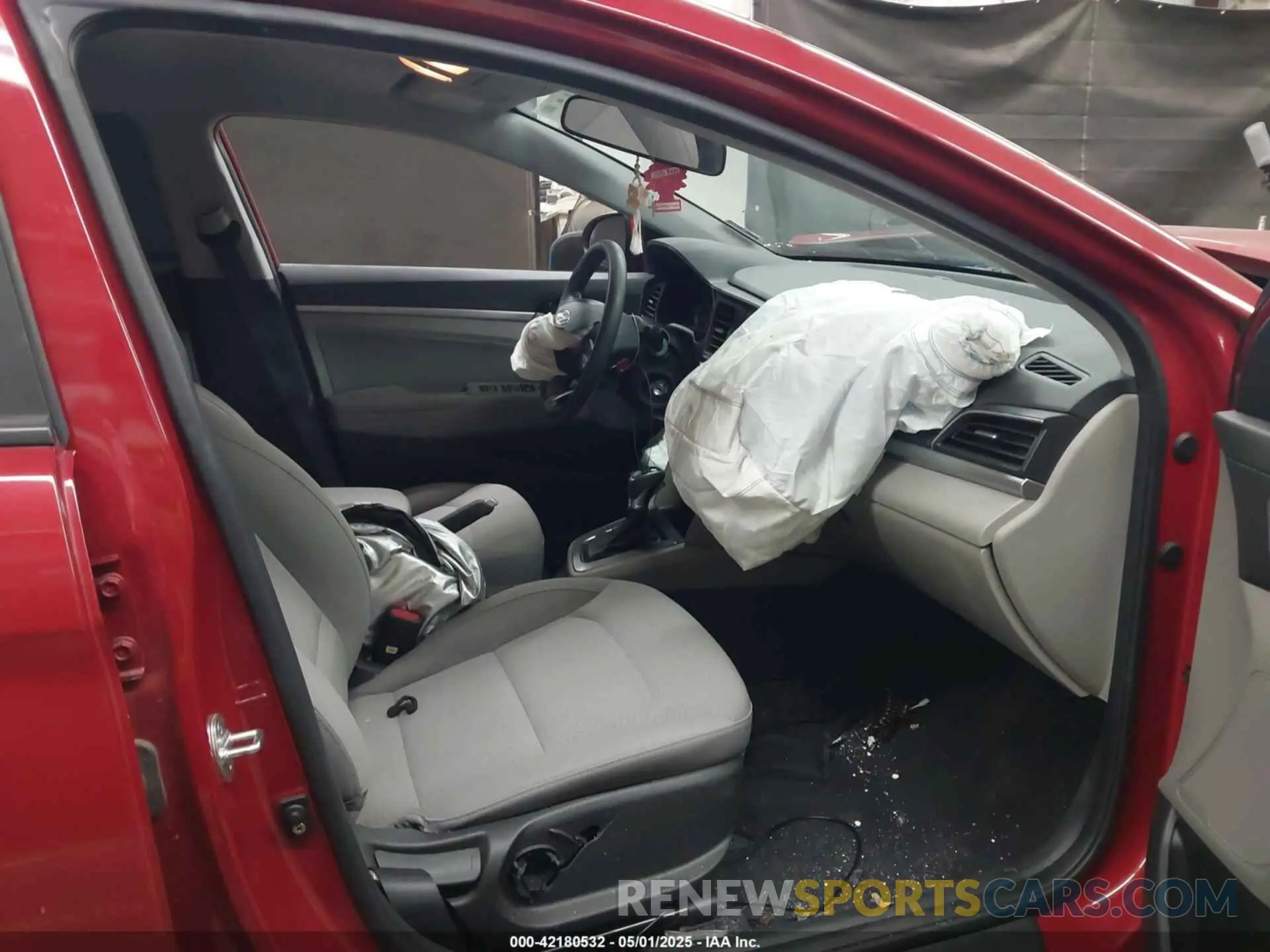 5 Photograph of a damaged car KMHD84LF1LU897517 HYUNDAI ELANTRA 2020