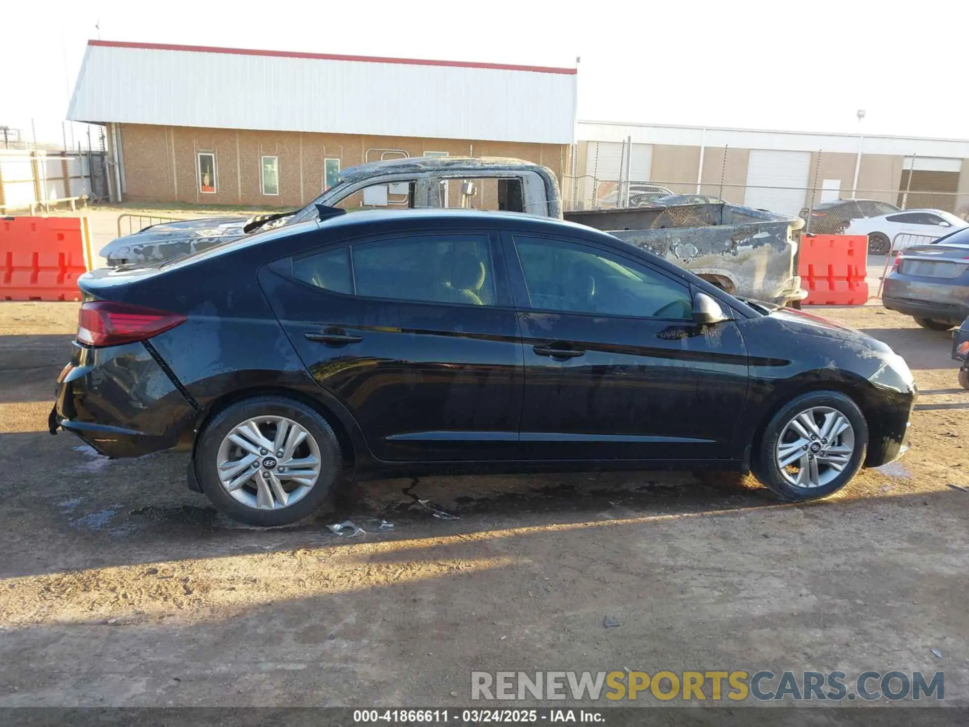 14 Photograph of a damaged car KMHD84LF1LU956131 HYUNDAI ELANTRA 2020