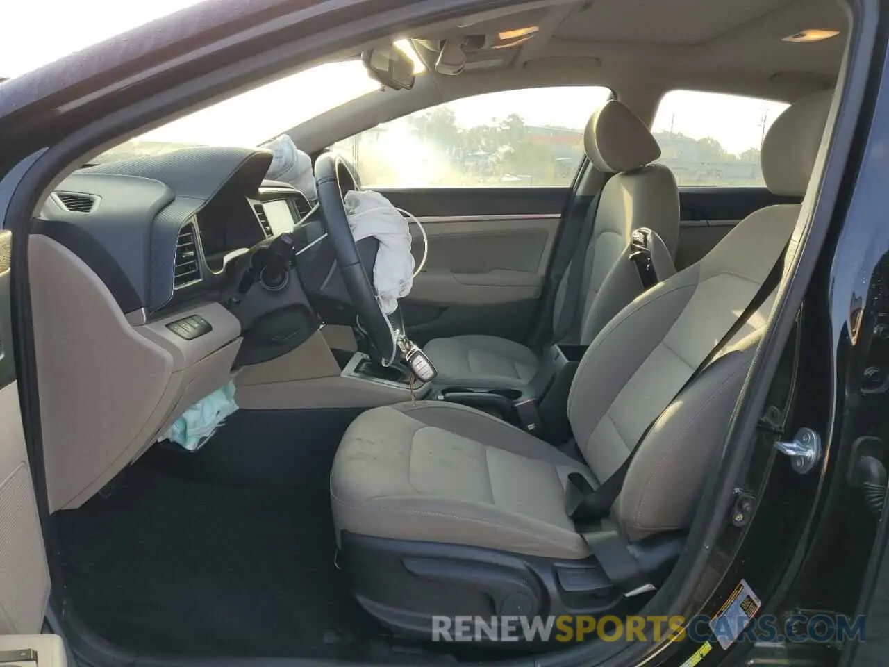 7 Photograph of a damaged car KMHD84LF2LU008191 HYUNDAI ELANTRA 2020