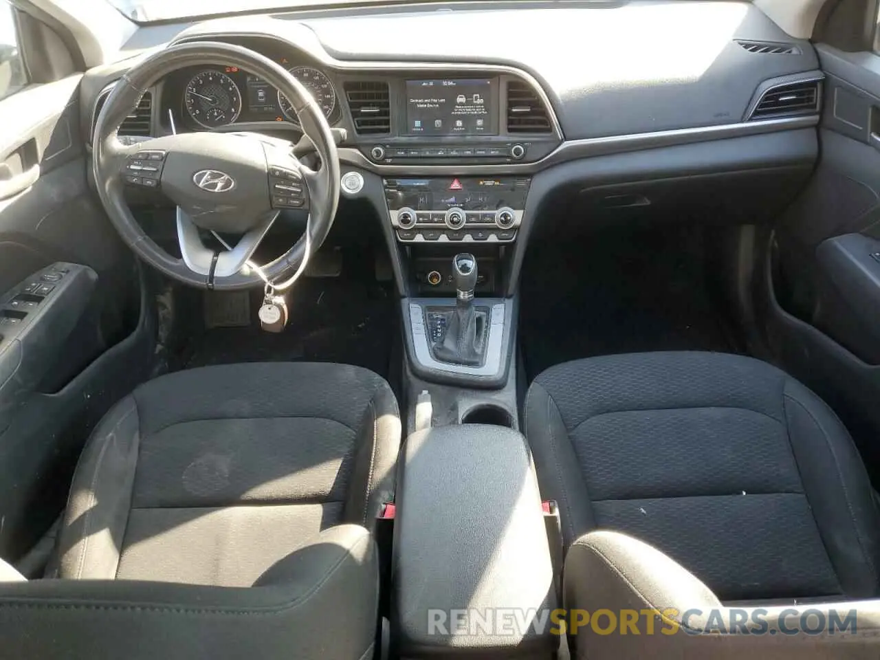 8 Photograph of a damaged car KMHD84LF2LU041028 HYUNDAI ELANTRA 2020
