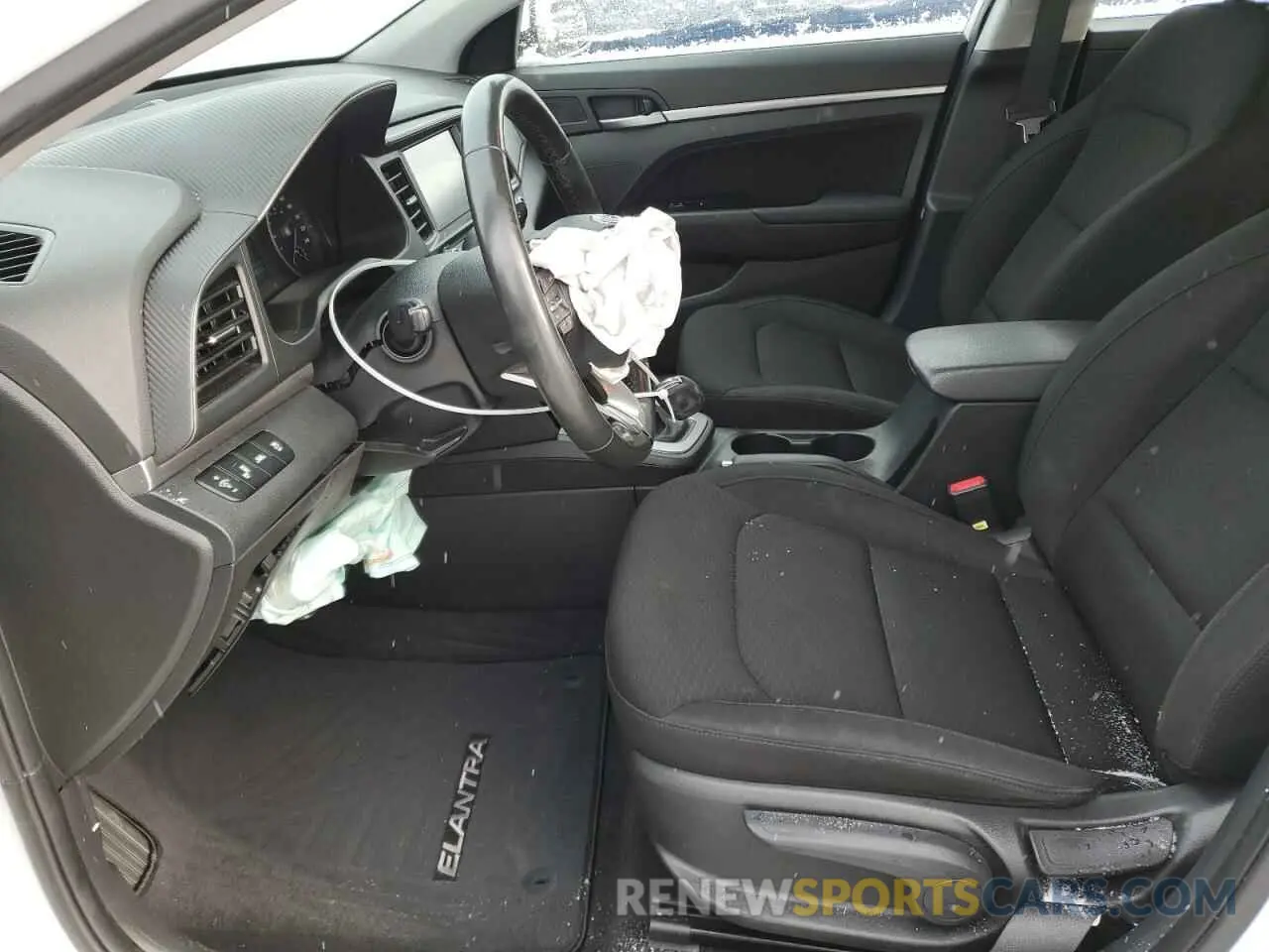 7 Photograph of a damaged car KMHD84LF2LU076152 HYUNDAI ELANTRA 2020