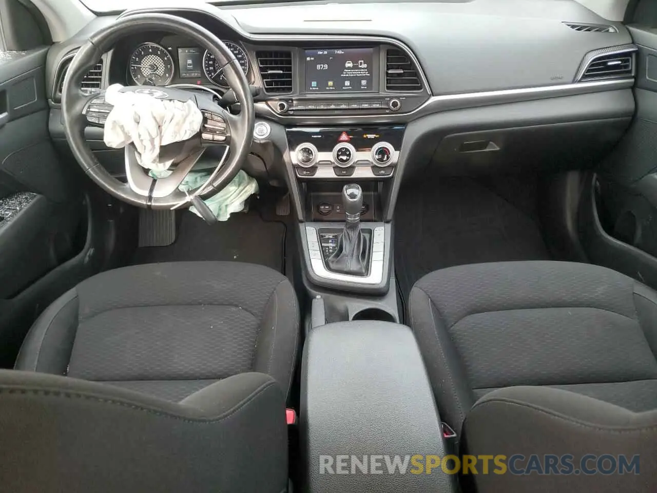 8 Photograph of a damaged car KMHD84LF2LU076152 HYUNDAI ELANTRA 2020