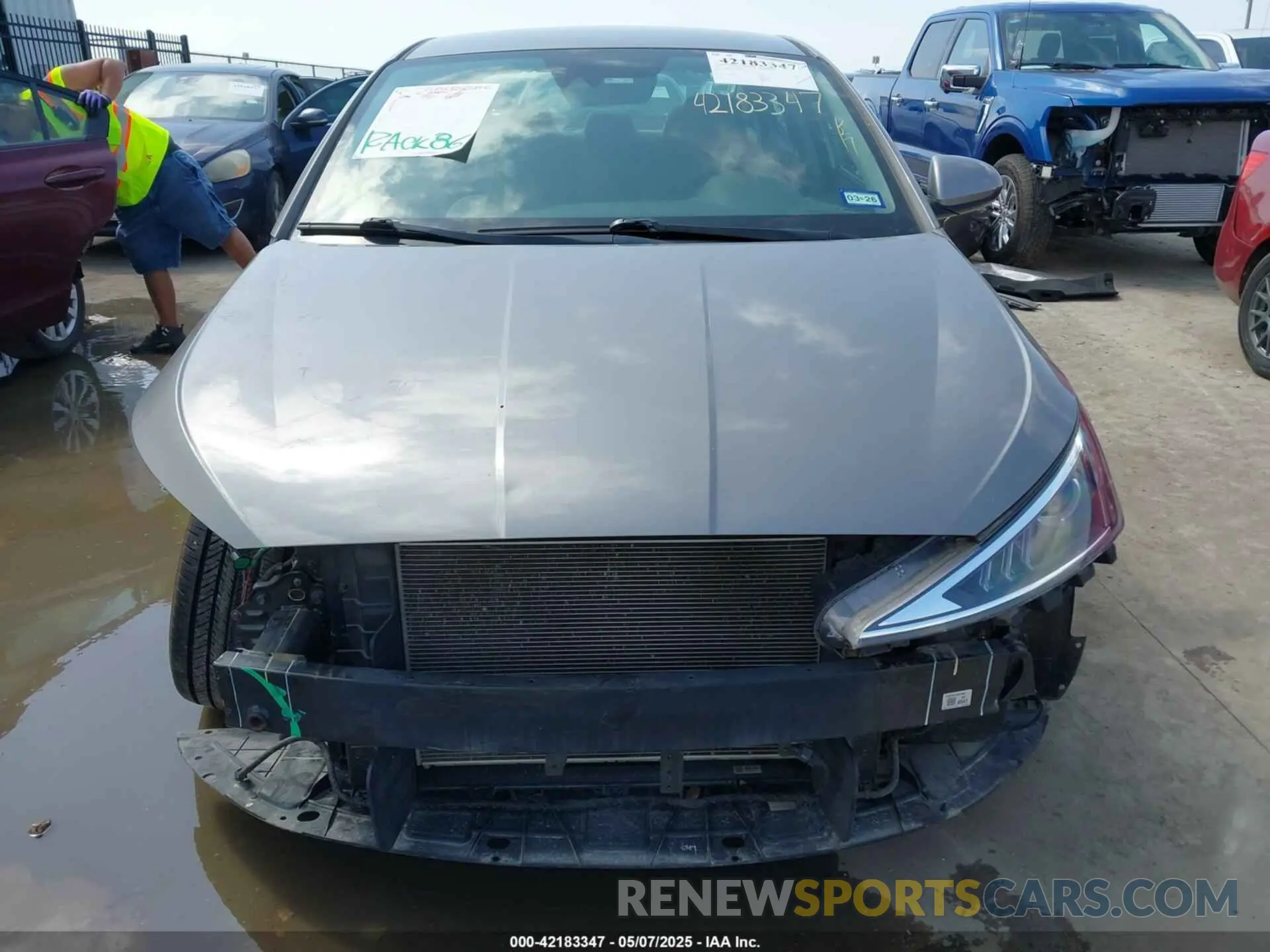 12 Photograph of a damaged car KMHD84LF2LU091797 HYUNDAI ELANTRA 2020
