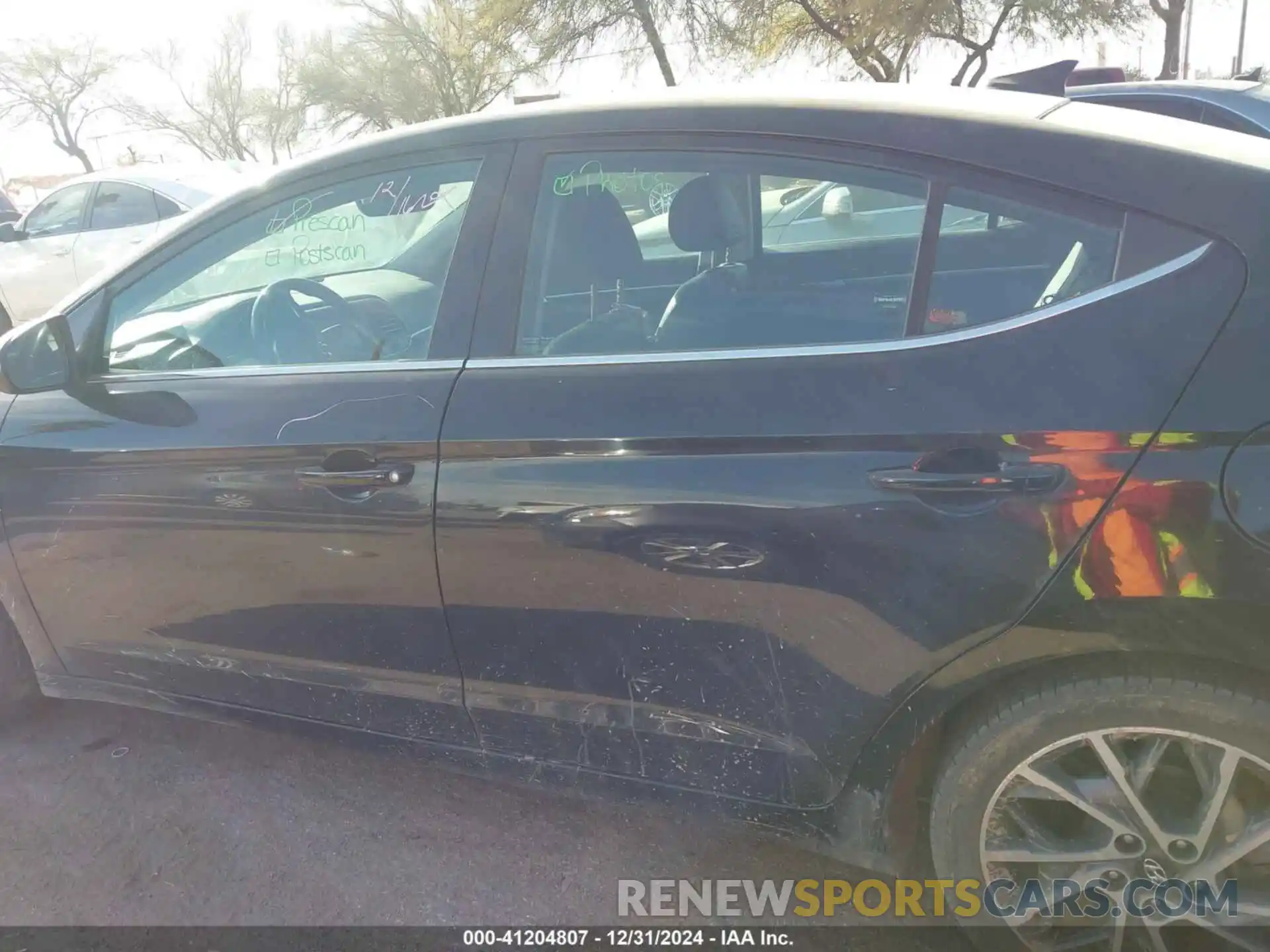 14 Photograph of a damaged car KMHD84LF2LU925437 HYUNDAI ELANTRA 2020