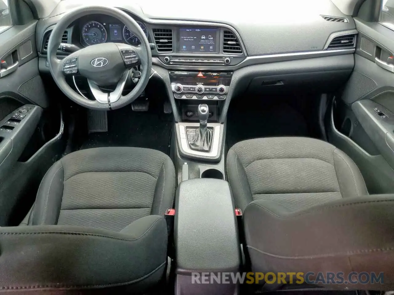 8 Photograph of a damaged car KMHD84LF2LU941556 HYUNDAI ELANTRA 2020
