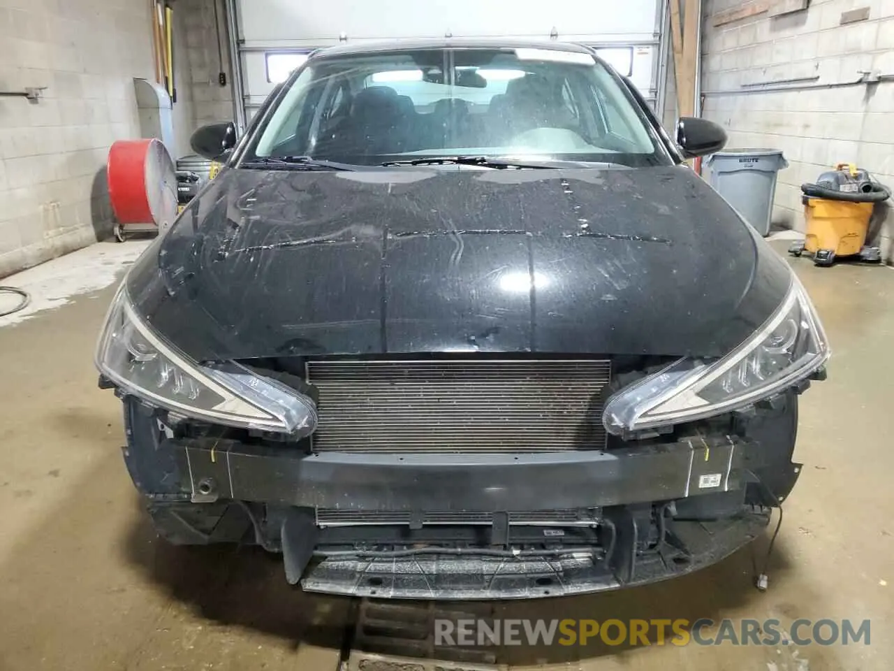 5 Photograph of a damaged car KMHD84LF3LU024819 HYUNDAI ELANTRA 2020