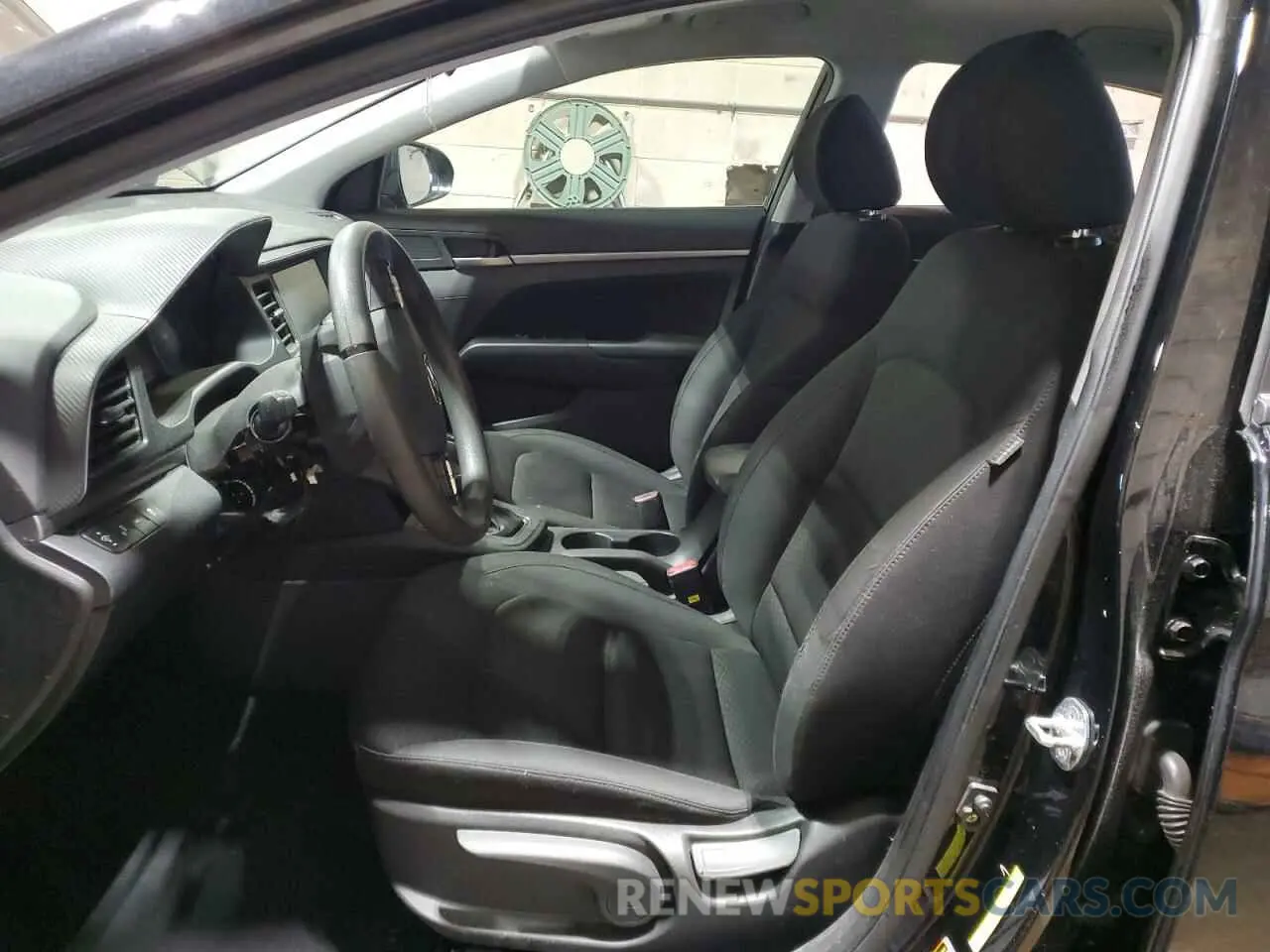 7 Photograph of a damaged car KMHD84LF3LU024819 HYUNDAI ELANTRA 2020