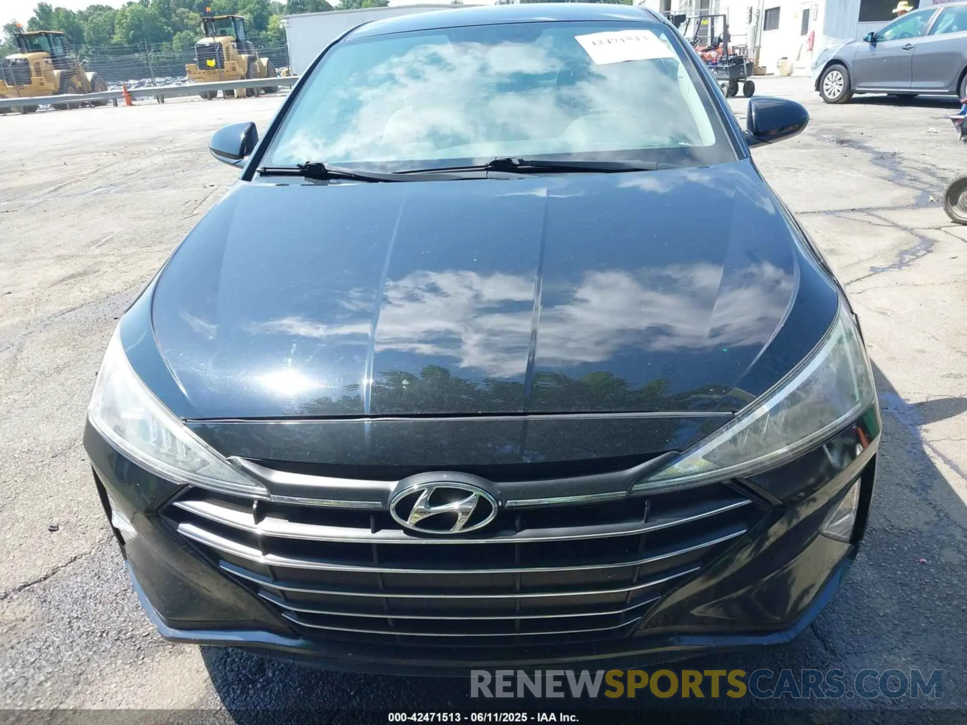 12 Photograph of a damaged car KMHD84LF3LU897177 HYUNDAI ELANTRA 2020