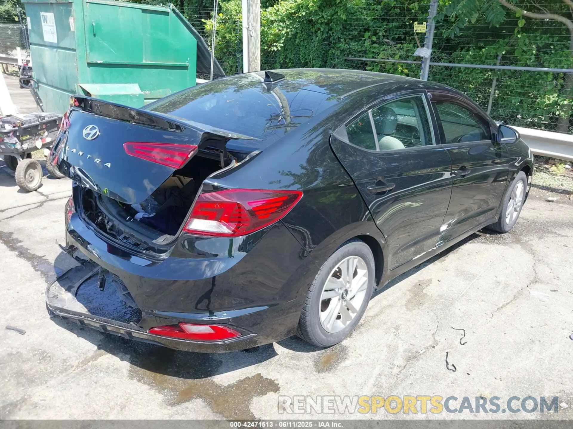 4 Photograph of a damaged car KMHD84LF3LU897177 HYUNDAI ELANTRA 2020