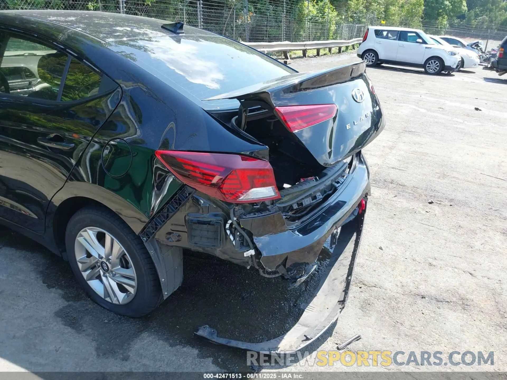 6 Photograph of a damaged car KMHD84LF3LU897177 HYUNDAI ELANTRA 2020