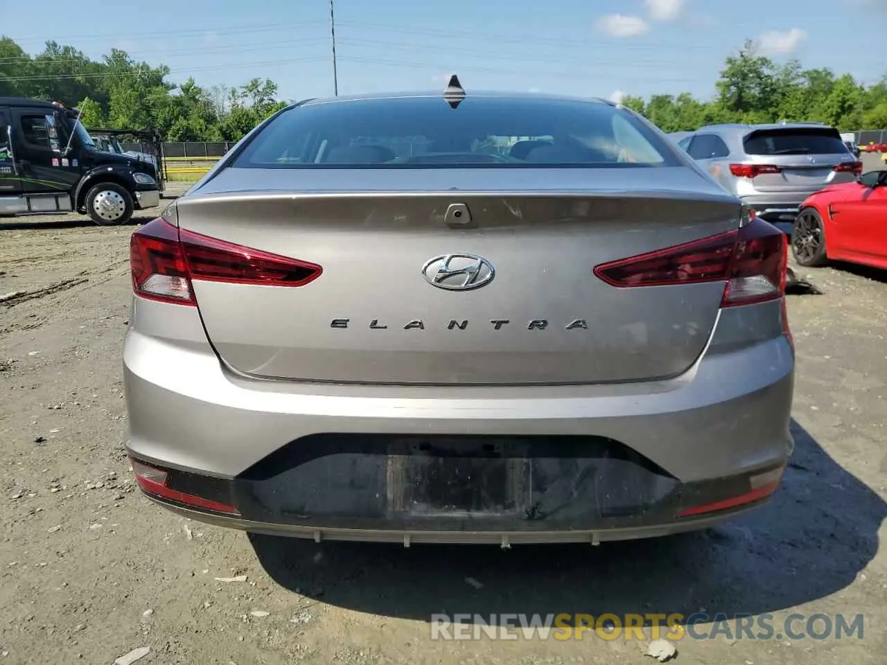 6 Photograph of a damaged car KMHD84LF3LU906590 HYUNDAI ELANTRA 2020