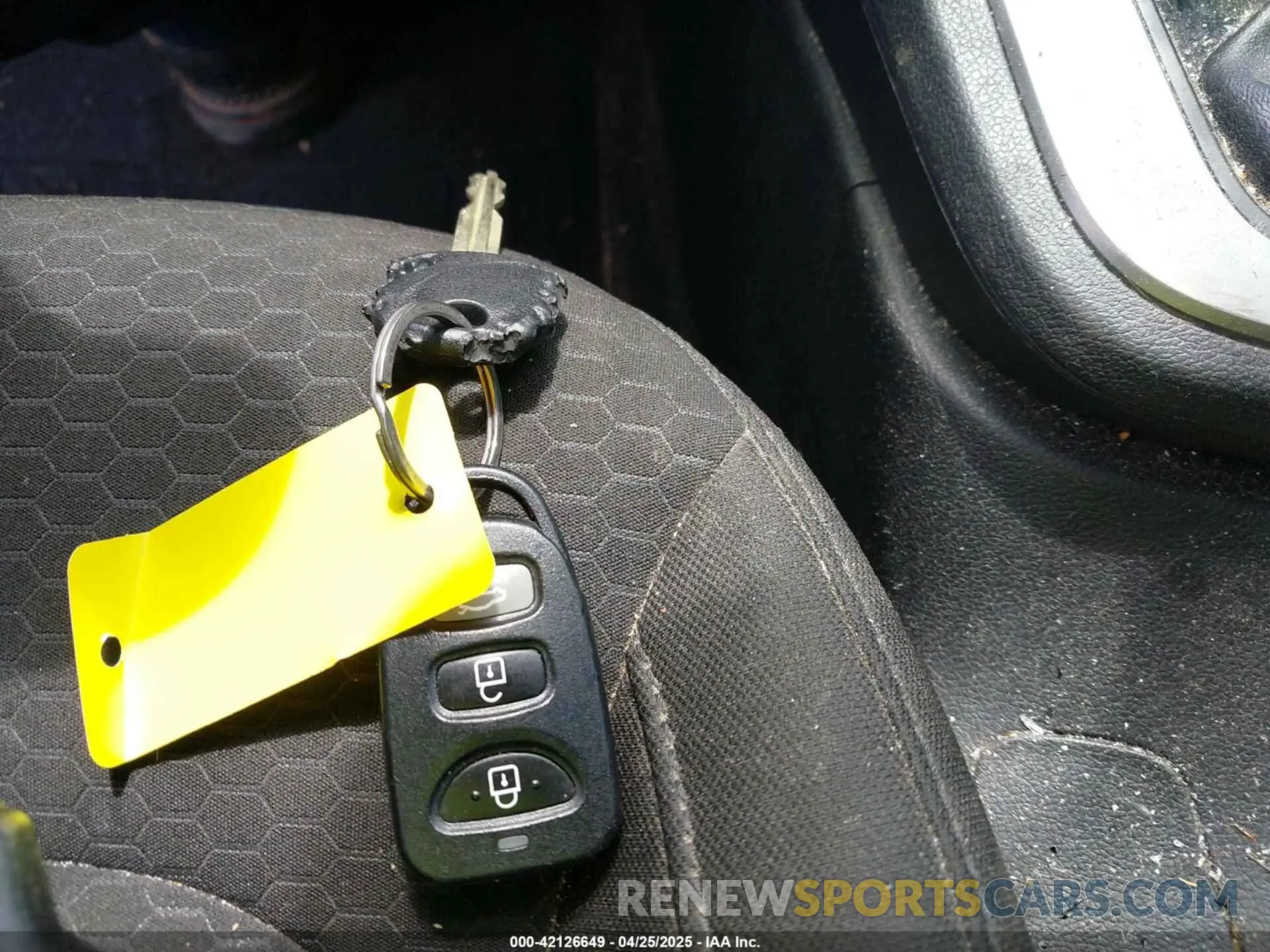 11 Photograph of a damaged car KMHD84LF3LU929965 HYUNDAI ELANTRA 2020