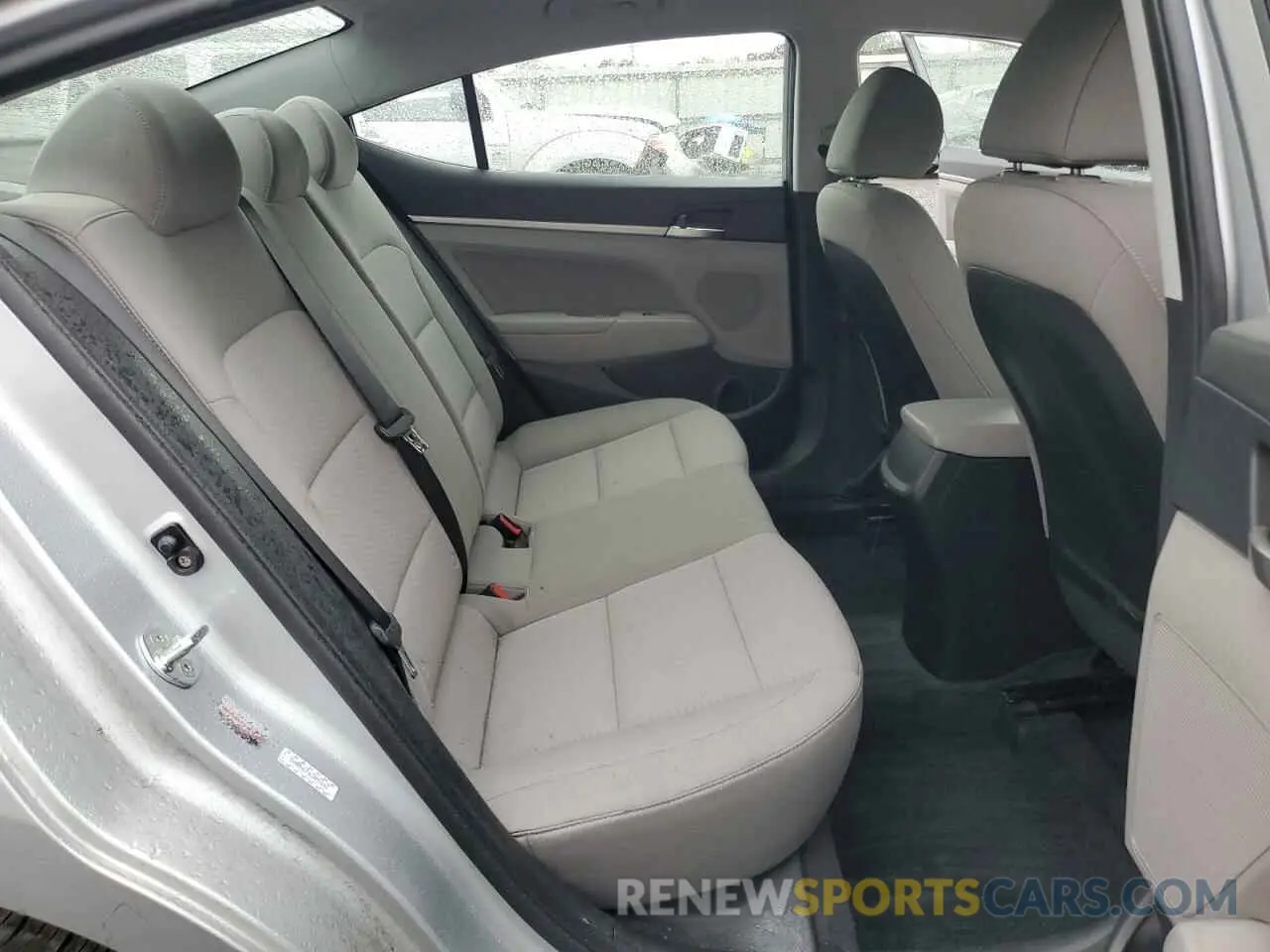 10 Photograph of a damaged car KMHD84LF3LU991642 HYUNDAI ELANTRA 2020