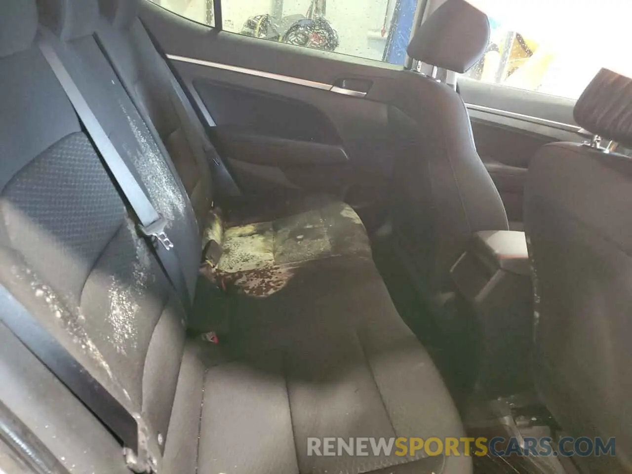 10 Photograph of a damaged car KMHD84LF4LU000688 HYUNDAI ELANTRA 2020