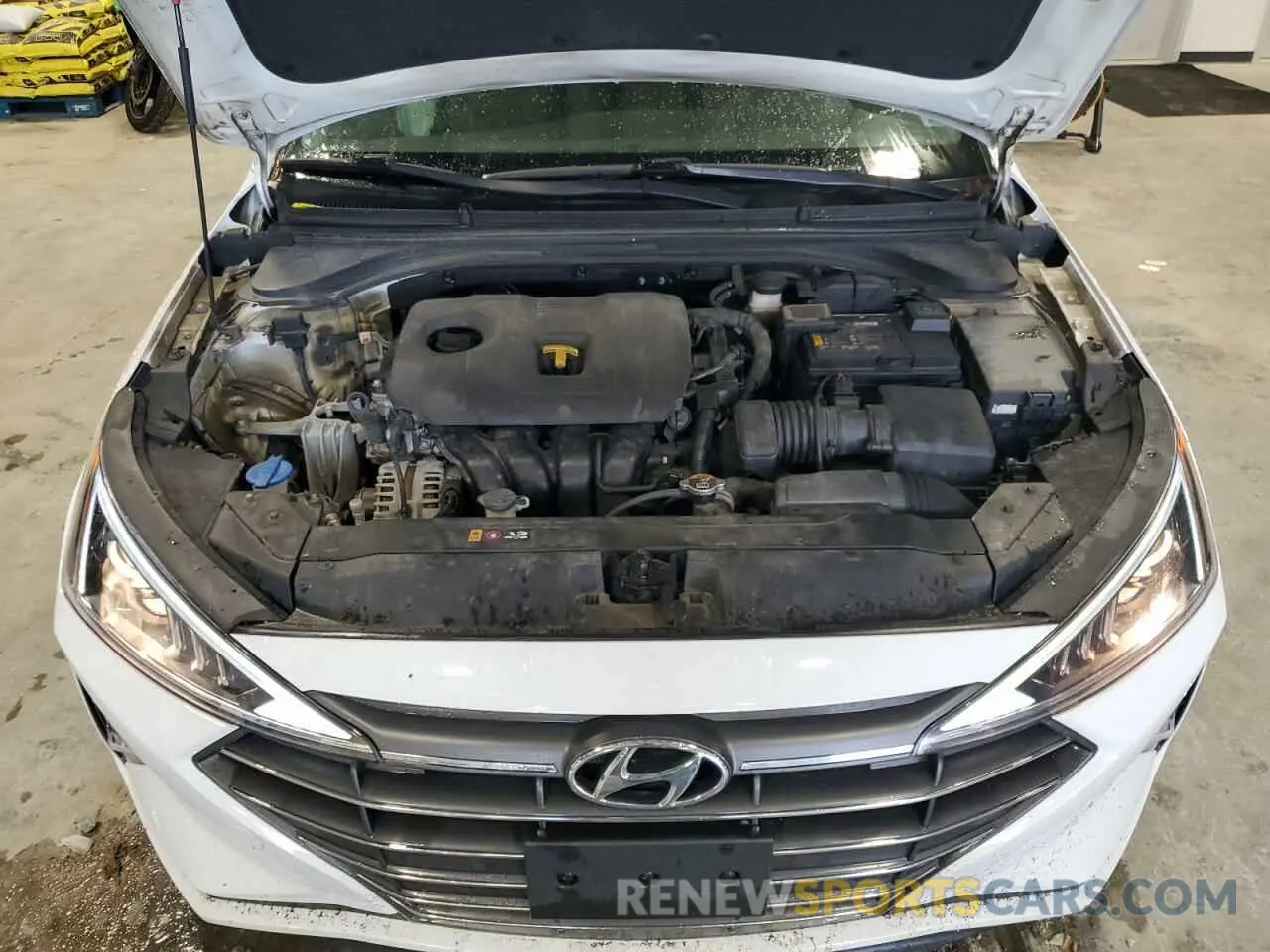 11 Photograph of a damaged car KMHD84LF4LU000688 HYUNDAI ELANTRA 2020