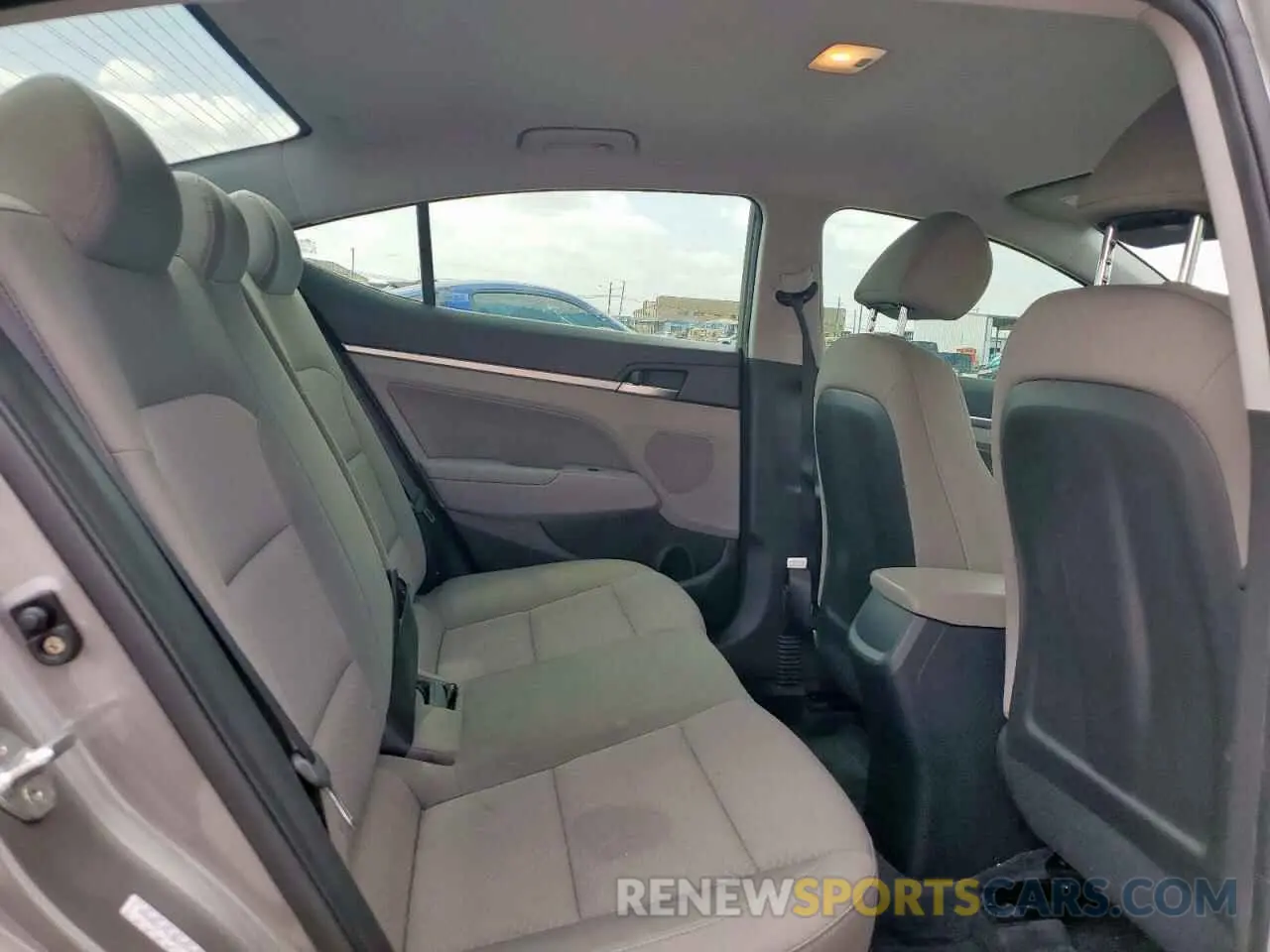 11 Photograph of a damaged car KMHD84LF4LU031777 HYUNDAI ELANTRA 2020