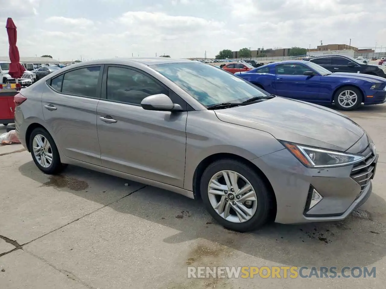 4 Photograph of a damaged car KMHD84LF4LU031777 HYUNDAI ELANTRA 2020