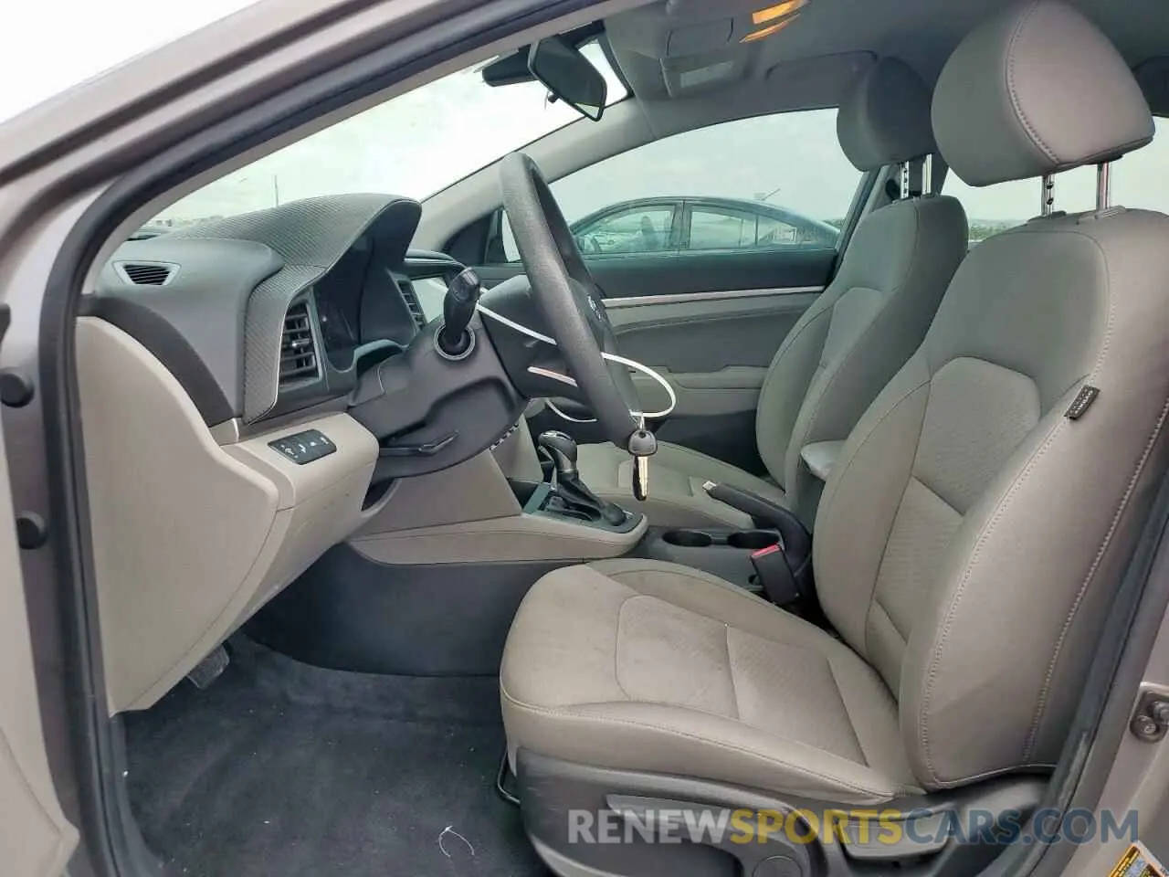 8 Photograph of a damaged car KMHD84LF4LU031777 HYUNDAI ELANTRA 2020