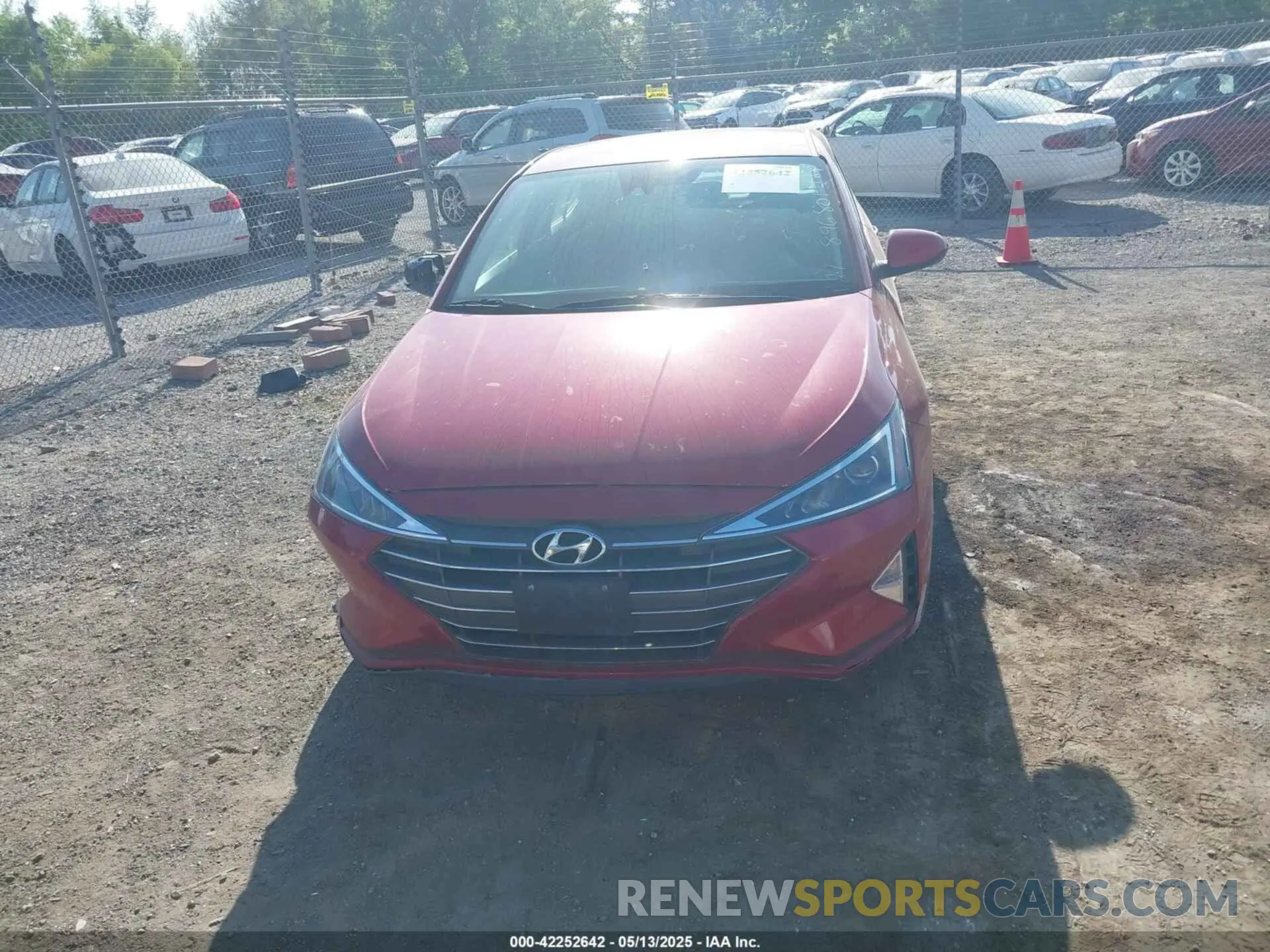 12 Photograph of a damaged car KMHD84LF4LU896801 HYUNDAI ELANTRA 2020