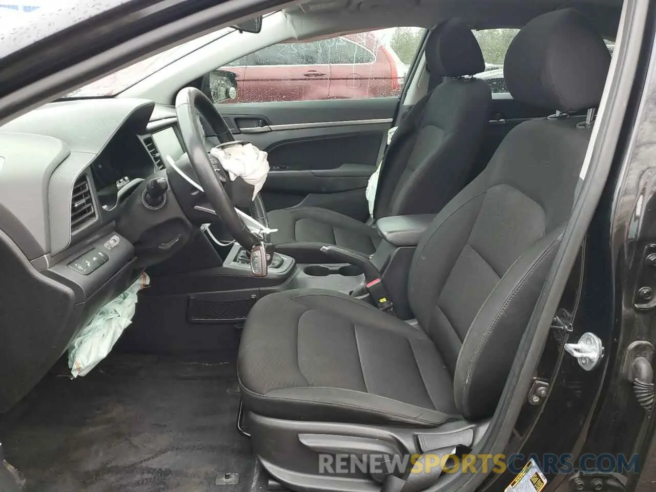 7 Photograph of a damaged car KMHD84LF4LU928243 HYUNDAI ELANTRA 2020