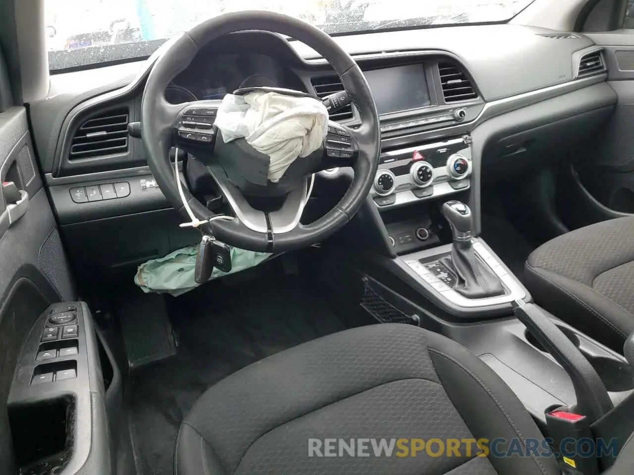 8 Photograph of a damaged car KMHD84LF4LU928243 HYUNDAI ELANTRA 2020