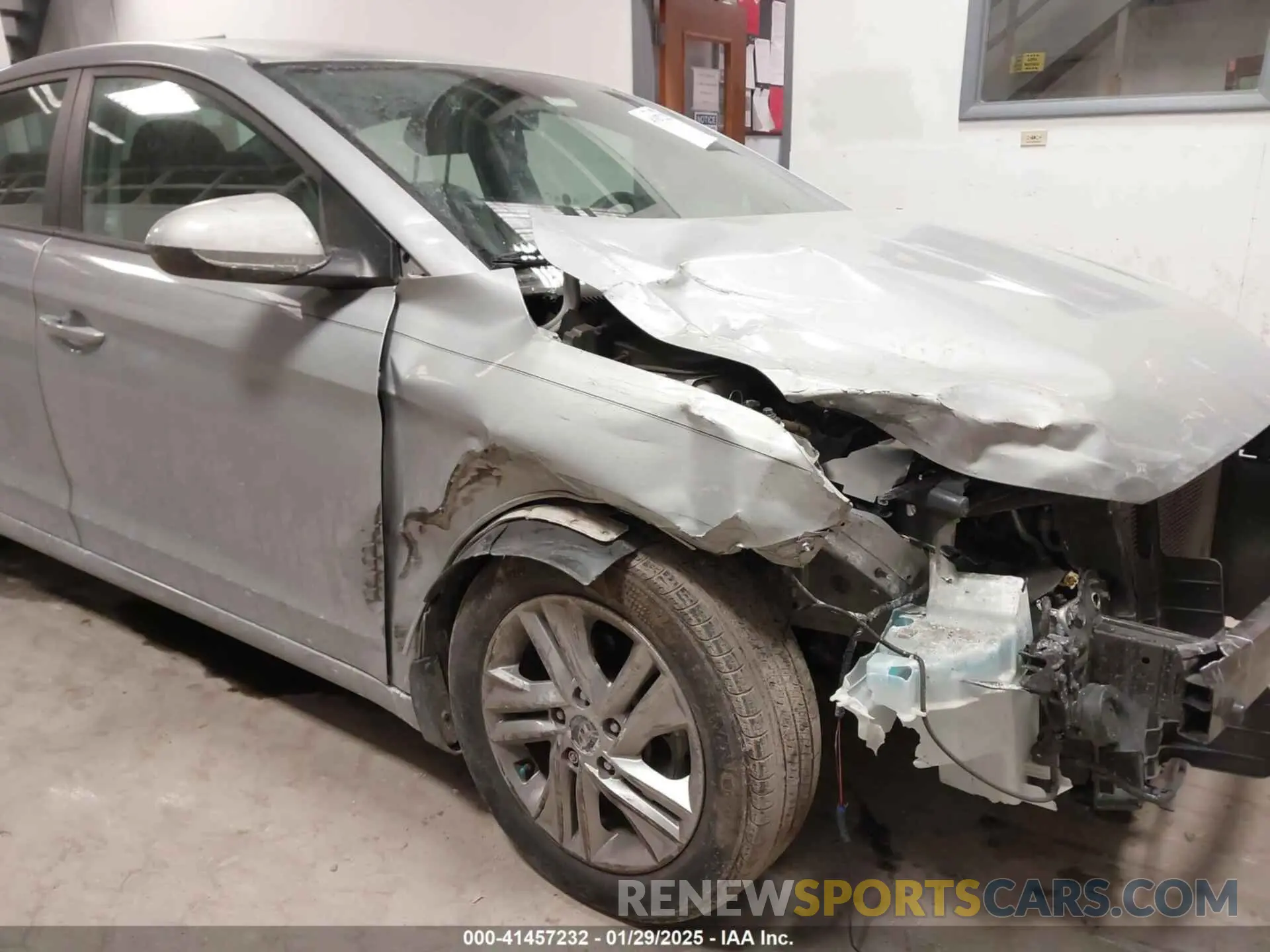 6 Photograph of a damaged car KMHD84LF4LU989138 HYUNDAI ELANTRA 2020