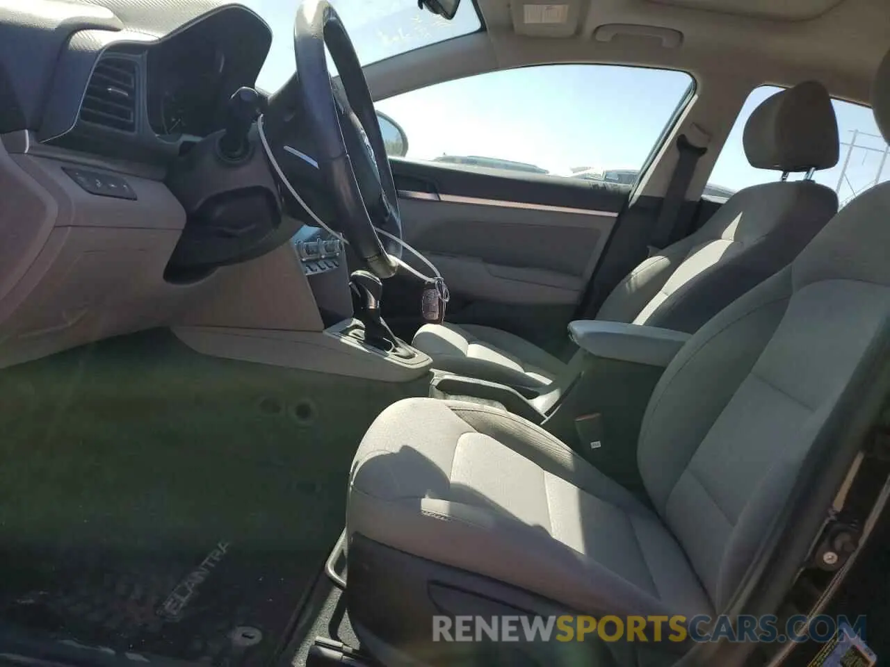 7 Photograph of a damaged car KMHD84LF5LU950638 HYUNDAI ELANTRA 2020