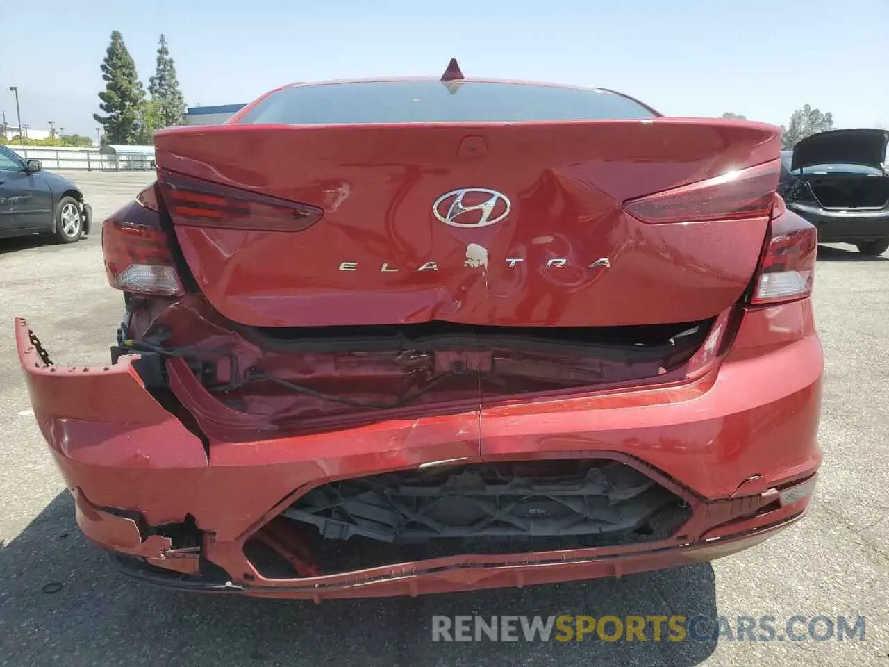 6 Photograph of a damaged car KMHD84LF5LU961235 HYUNDAI ELANTRA 2020