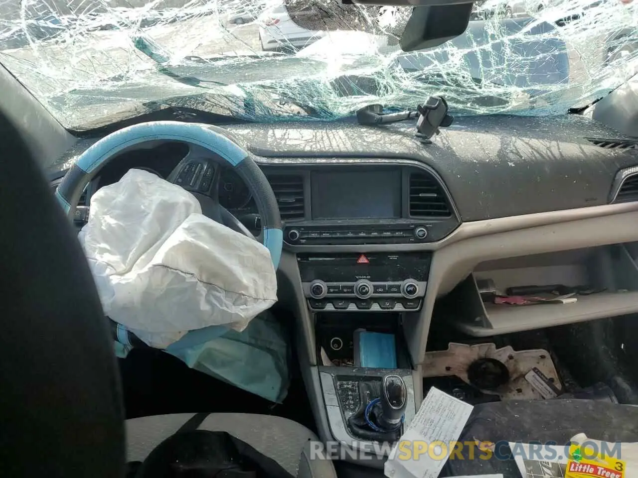 8 Photograph of a damaged car KMHD84LF5LU977595 HYUNDAI ELANTRA 2020