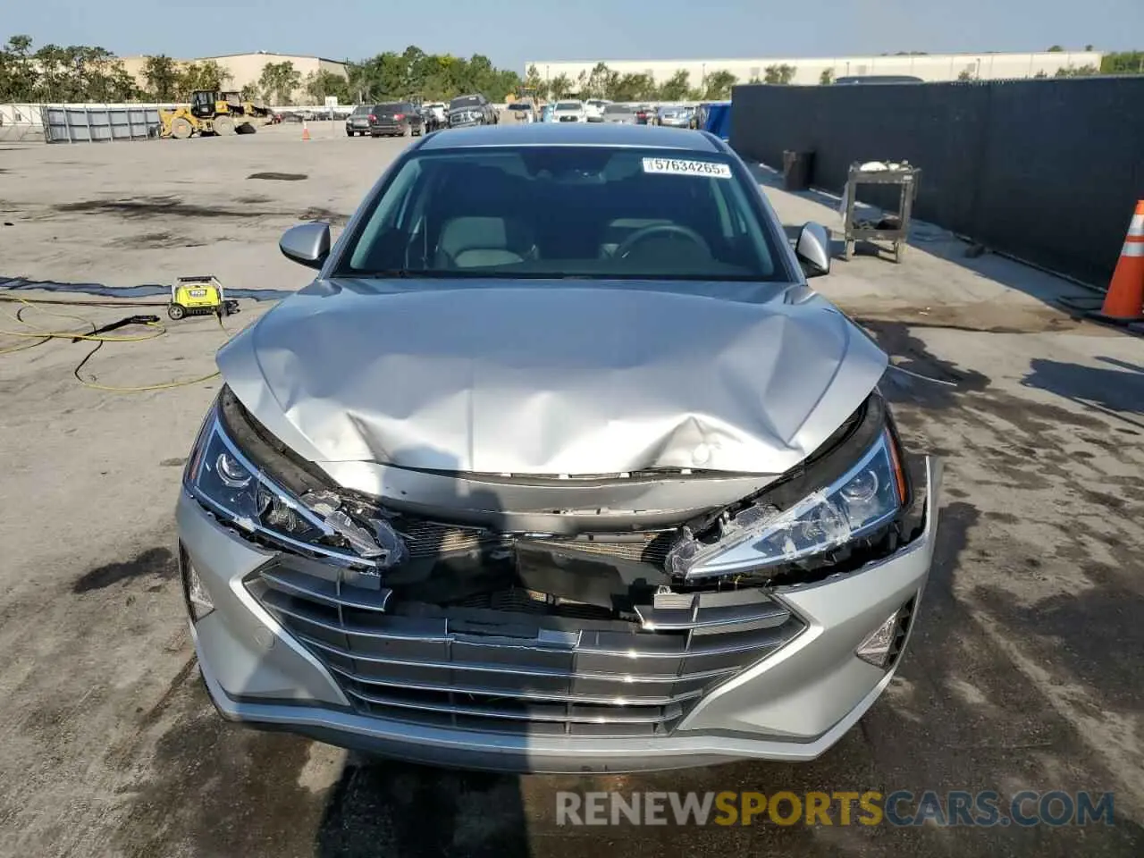 5 Photograph of a damaged car KMHD84LF6LU105636 HYUNDAI ELANTRA 2020