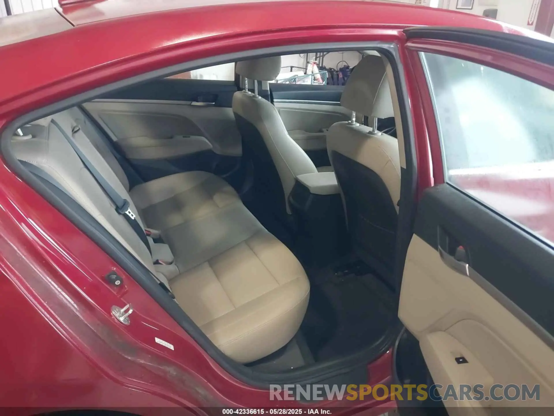 8 Photograph of a damaged car KMHD84LF6LU897402 HYUNDAI ELANTRA 2020