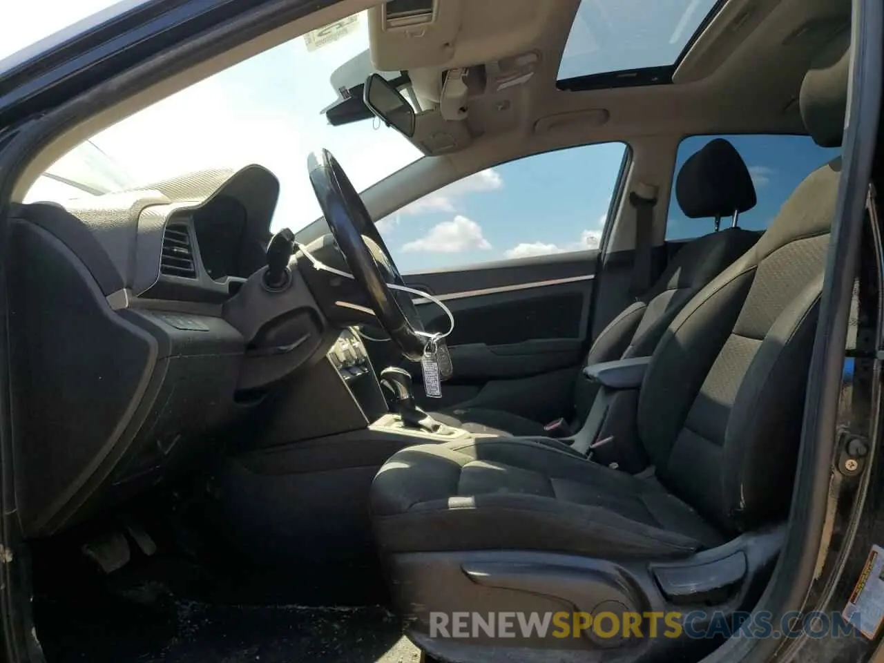 7 Photograph of a damaged car KMHD84LF6LU956044 HYUNDAI ELANTRA 2020